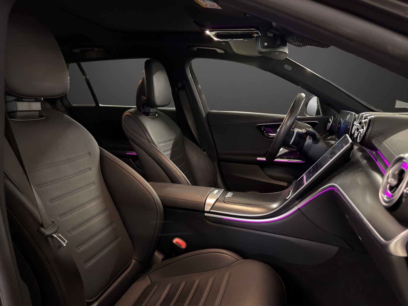 MERCEDES-BENZ C 220 d T 4Matic AMG Line-image-12