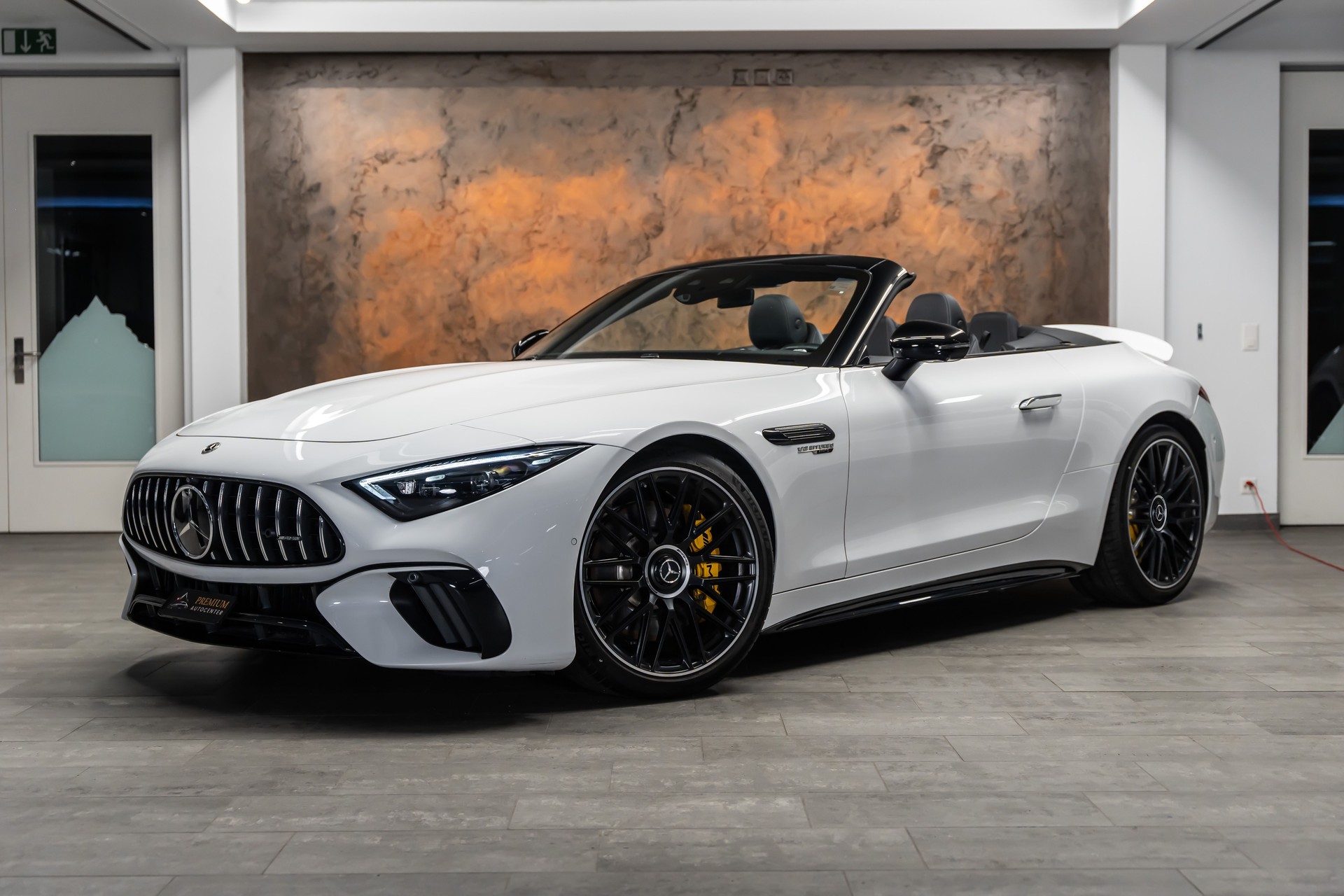 MERCEDES-BENZ AMG SL 63 4M Speedshift MCT *Carbon*Nachtsicht*Massage*-image-1