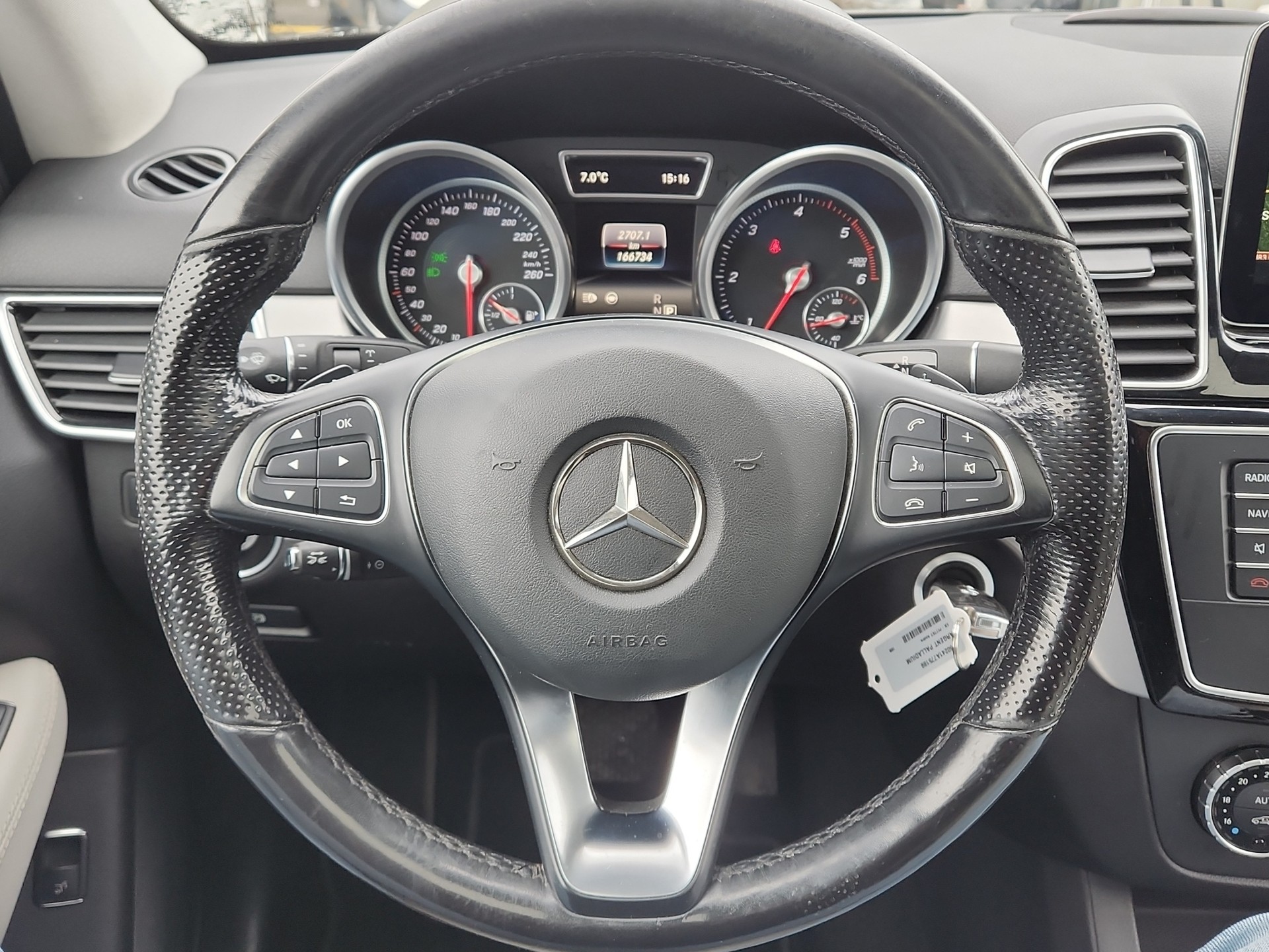 MERCEDES-BENZ GLE 350 d Executive 4Matic 9G-Tronic-image-16