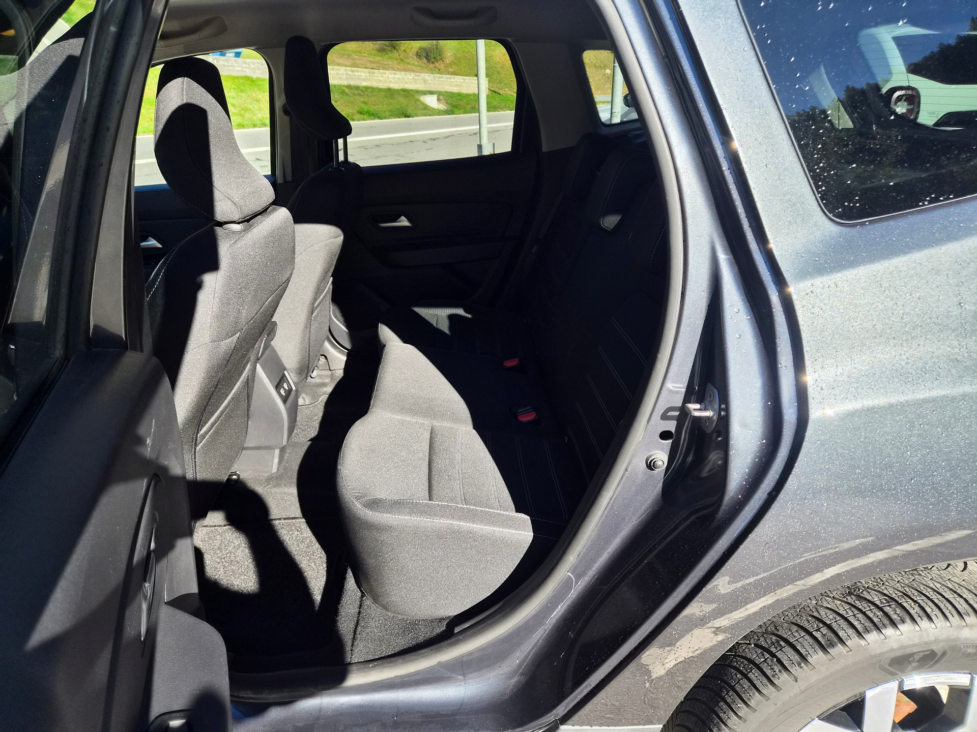 DACIA Duster TCe 150 Prestige 4x4-image-8
