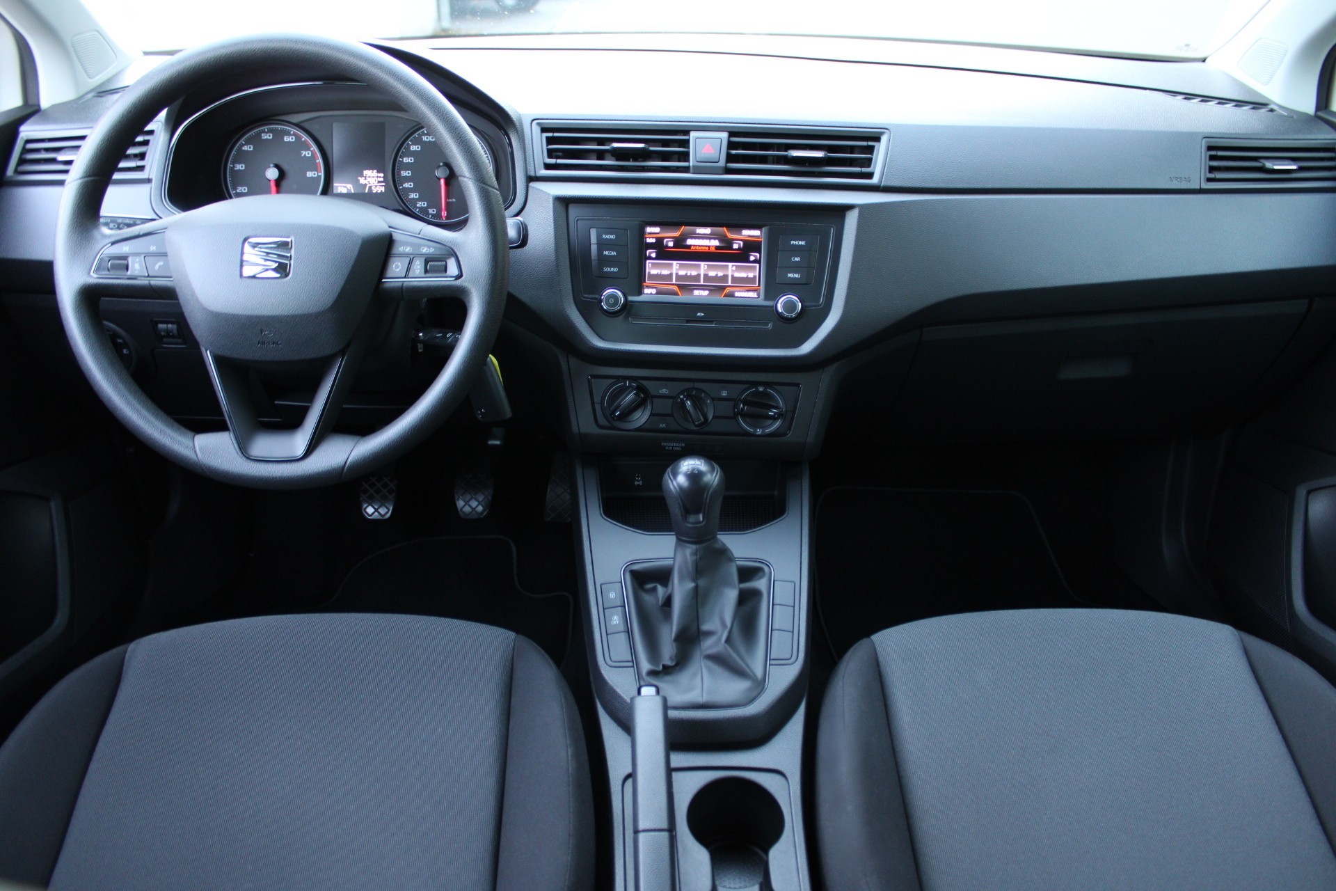 SEAT Ibiza 1.0 EcoTSI Sol 95 PS-image-8