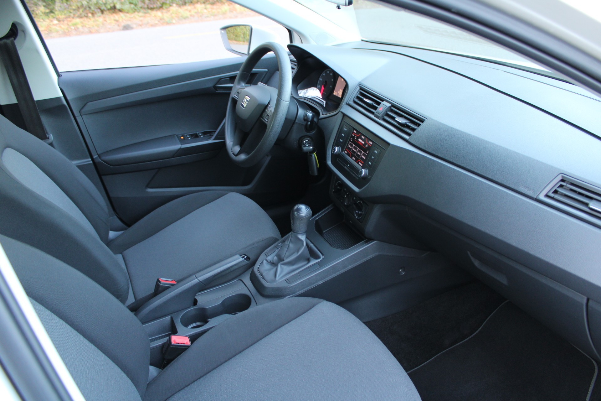 SEAT Ibiza 1.0 EcoTSI Sol 95 PS-image-5