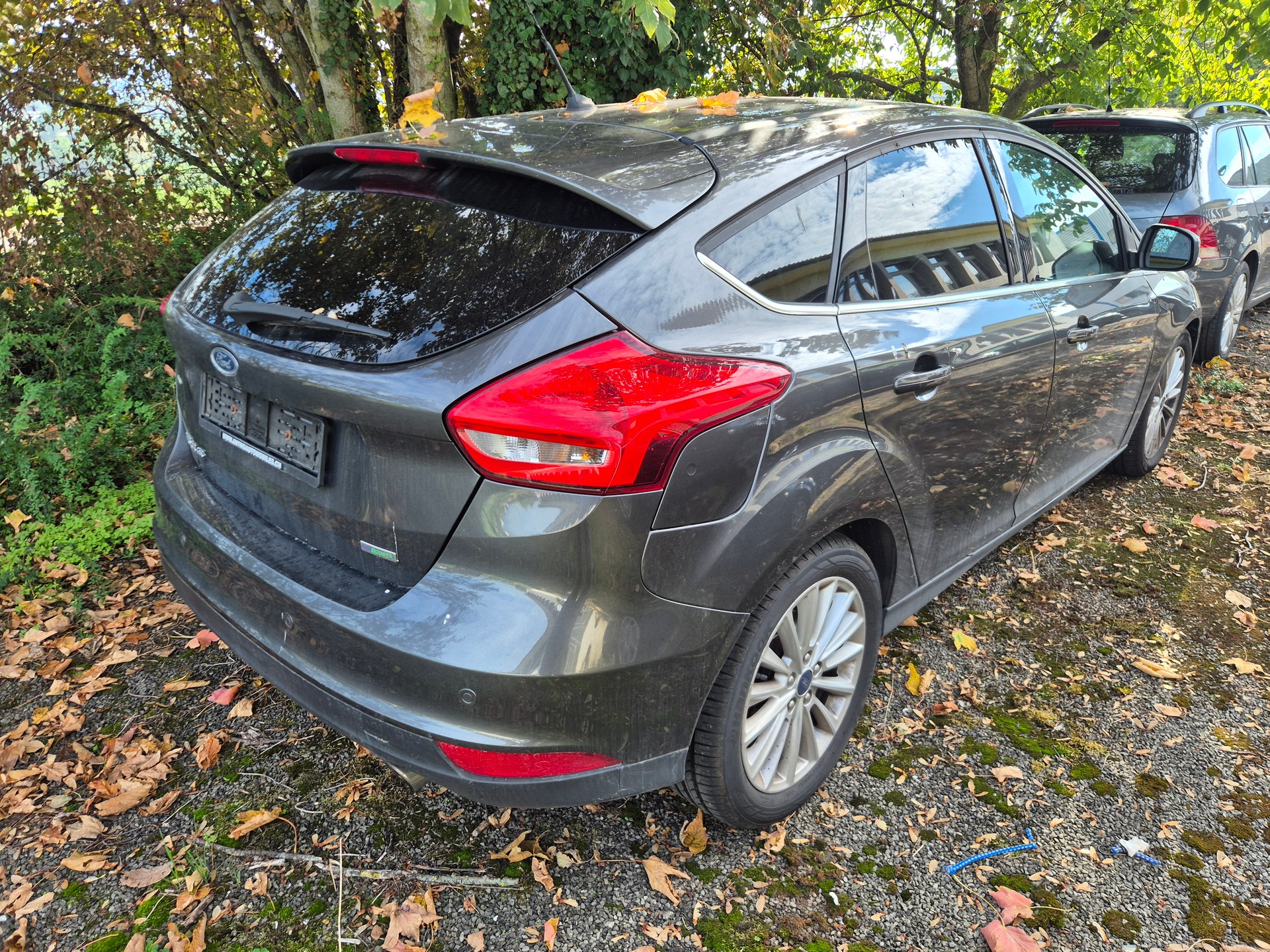 FORD Focus 1.5 SCTi Titanium Automatic-image-2
