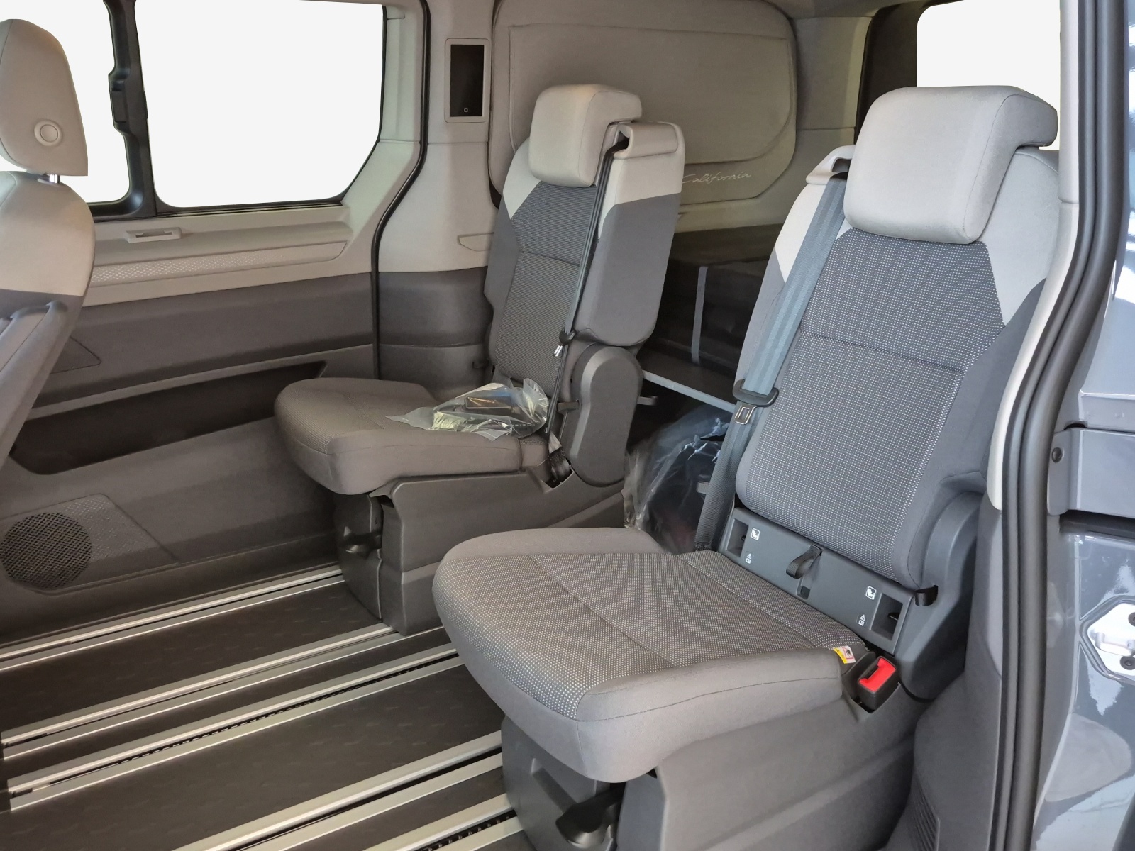 VW California eHybrid Beach Tour Liberty 4Motion-image-11