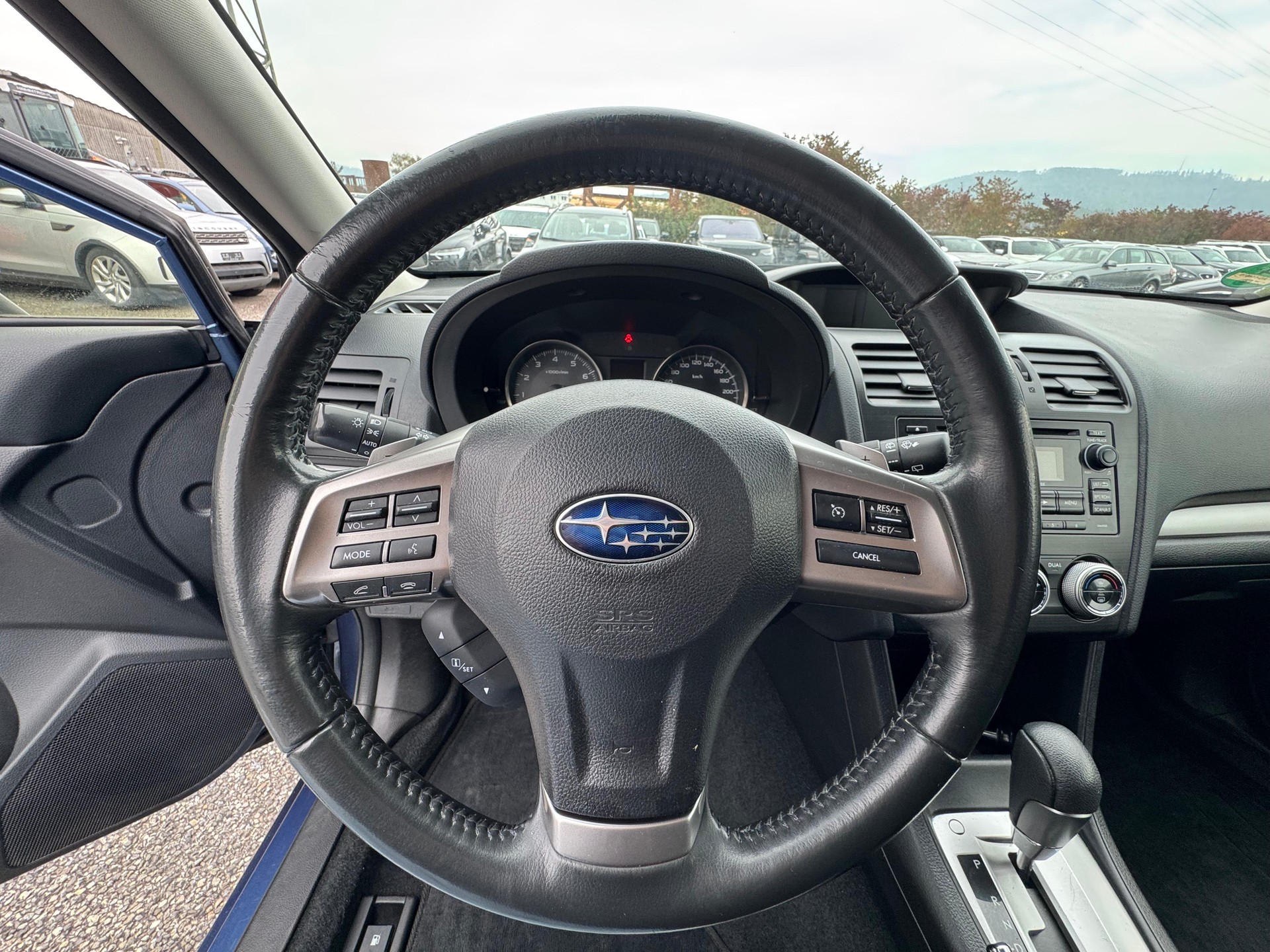 SUBARU XV 2.0 Swiss Two AWD CVT-image-6