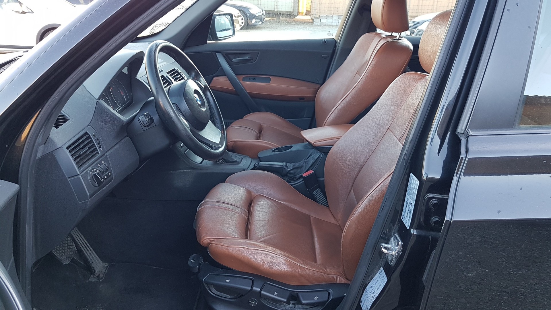 BMW X3 3.0d-image-5