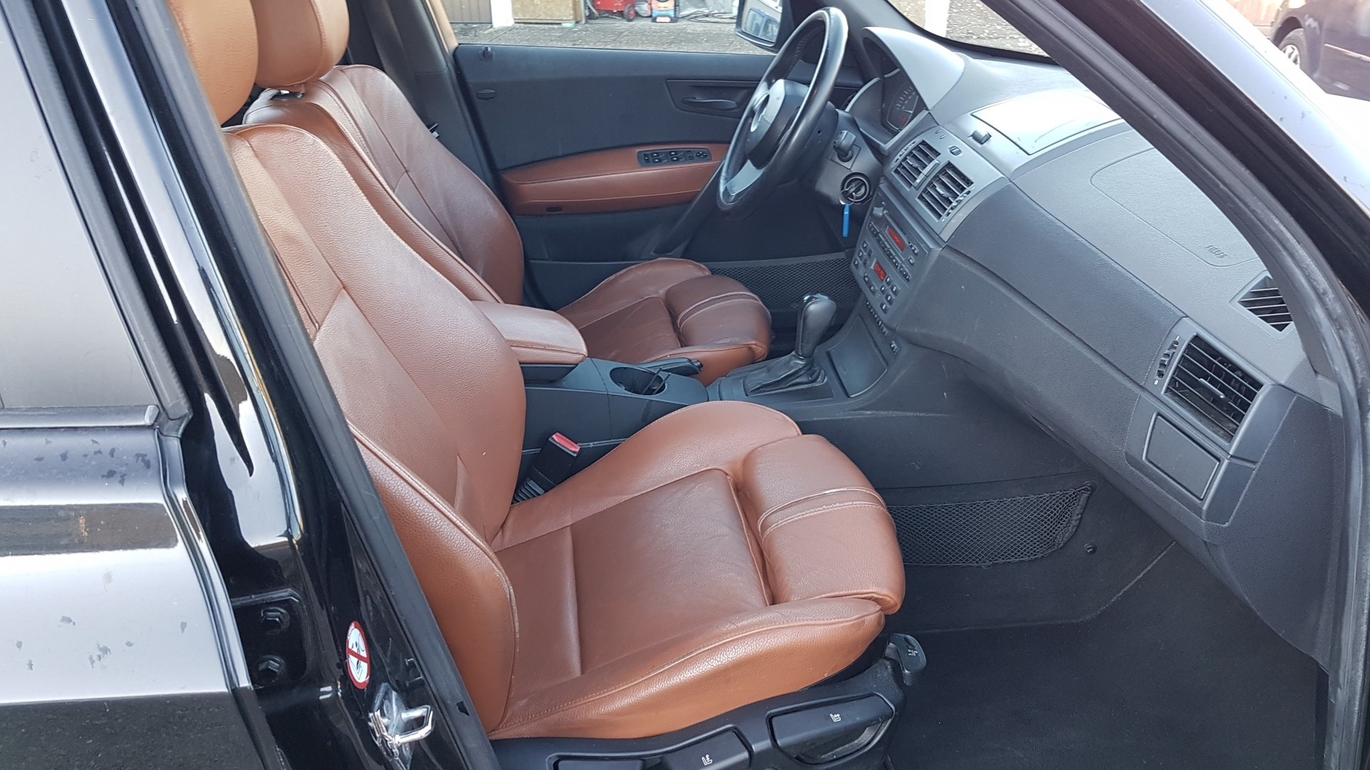 BMW X3 3.0d-image-10