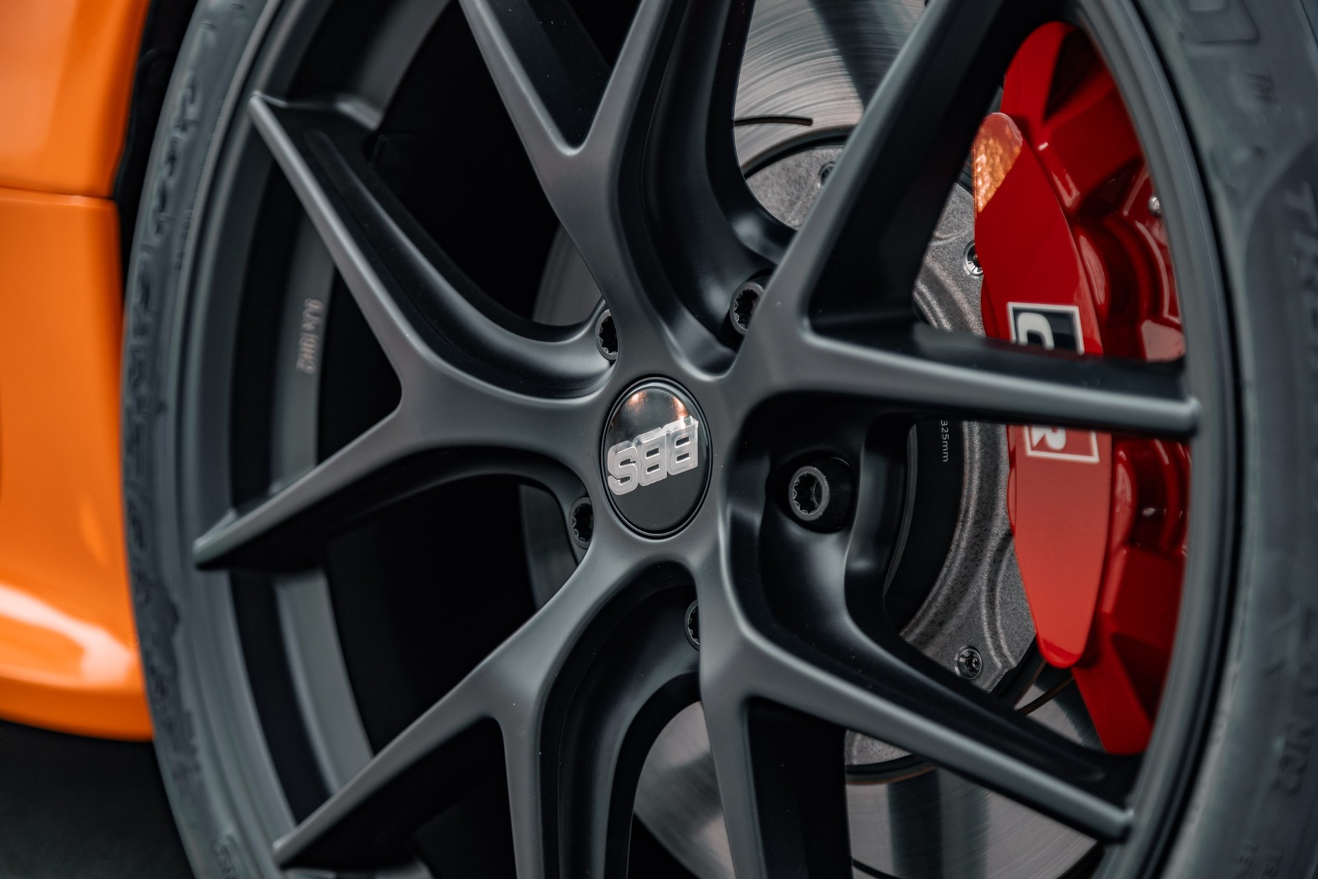 TOYOTA Yaris 1.6 GR Sport by cartech-image-15