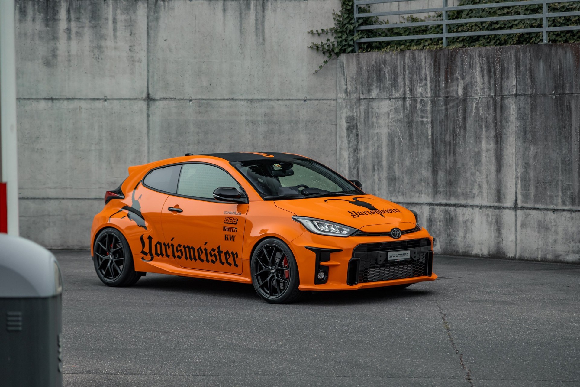 TOYOTA Yaris 1.6 GR Sport by cartech-image-4