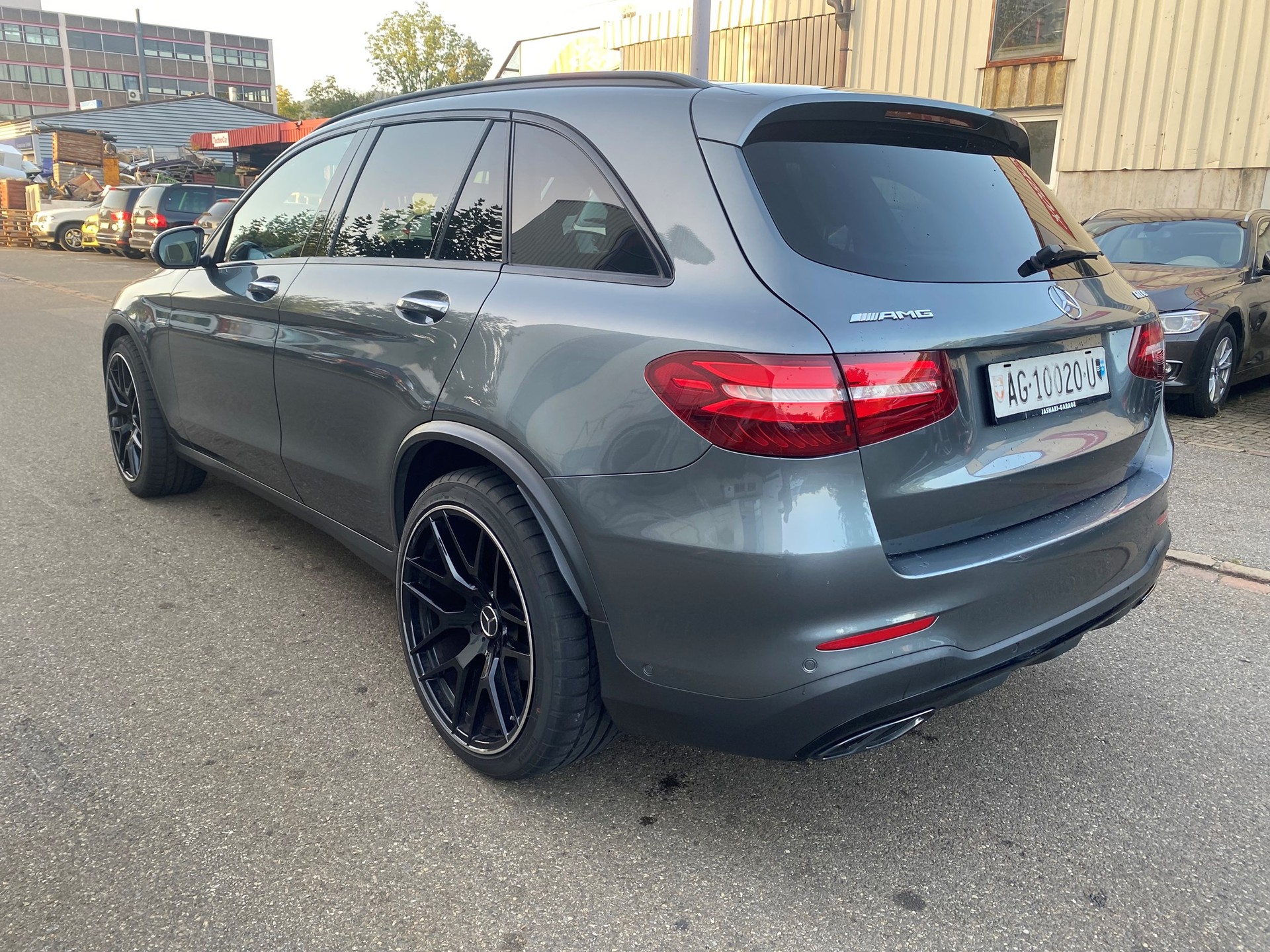 MERCEDES-BENZ GLC 43 AMG 4Matic 9G-Tronic-image-2