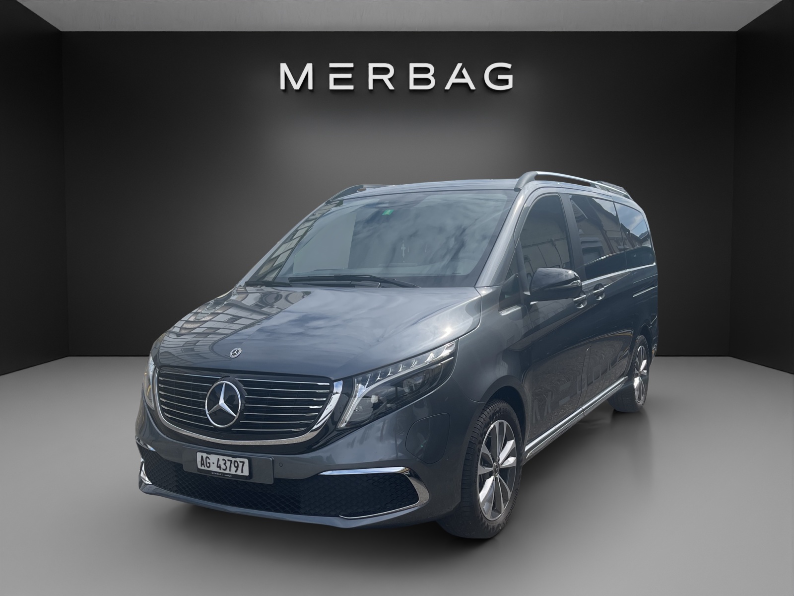 MERCEDES-BENZ EQV 300 lang-image-1