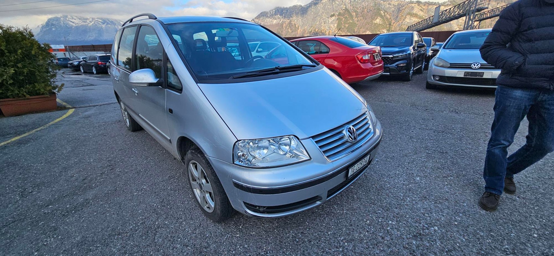 VW Sharan 1.9 TDI Freestyle 4Motion-image-8