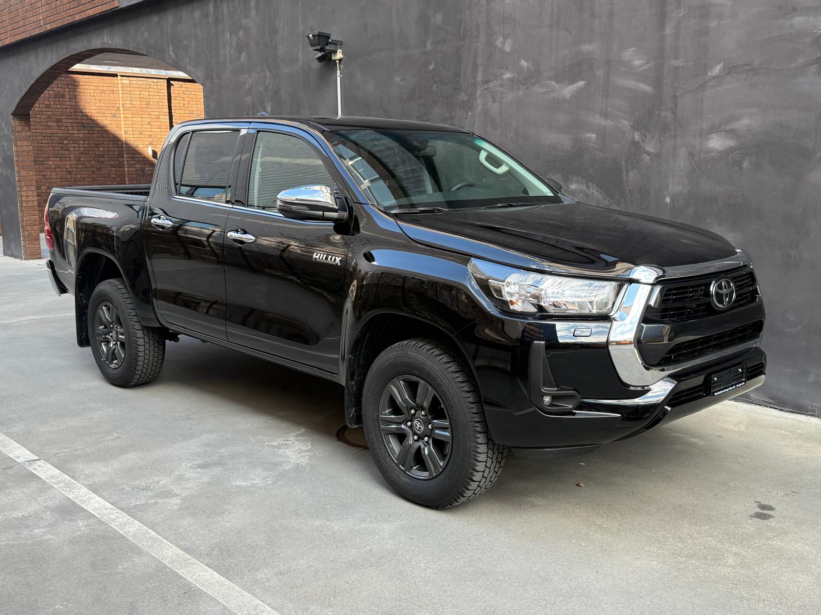 TOYOTA Hilux 2.4d Style Double Cab 4x4 A-image-5