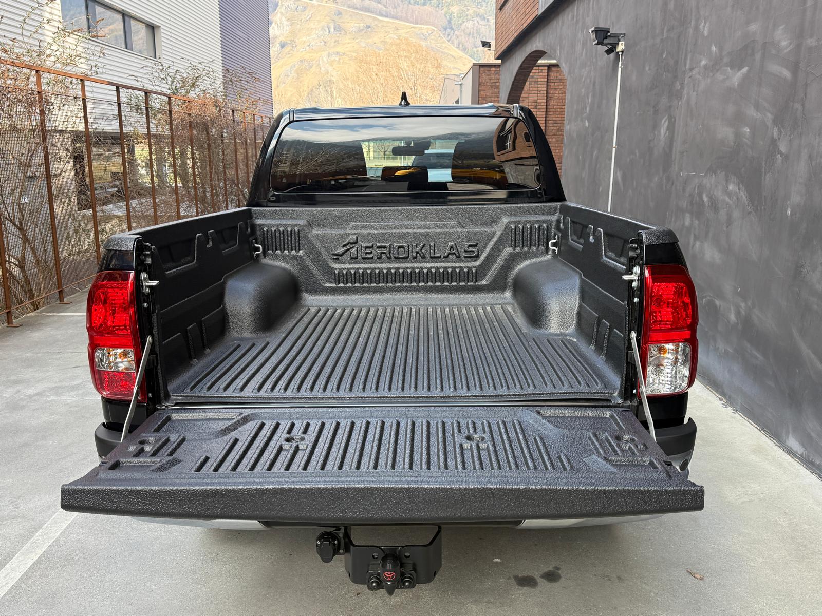 TOYOTA Hilux 2.4d Style Double Cab 4x4 A-image-6