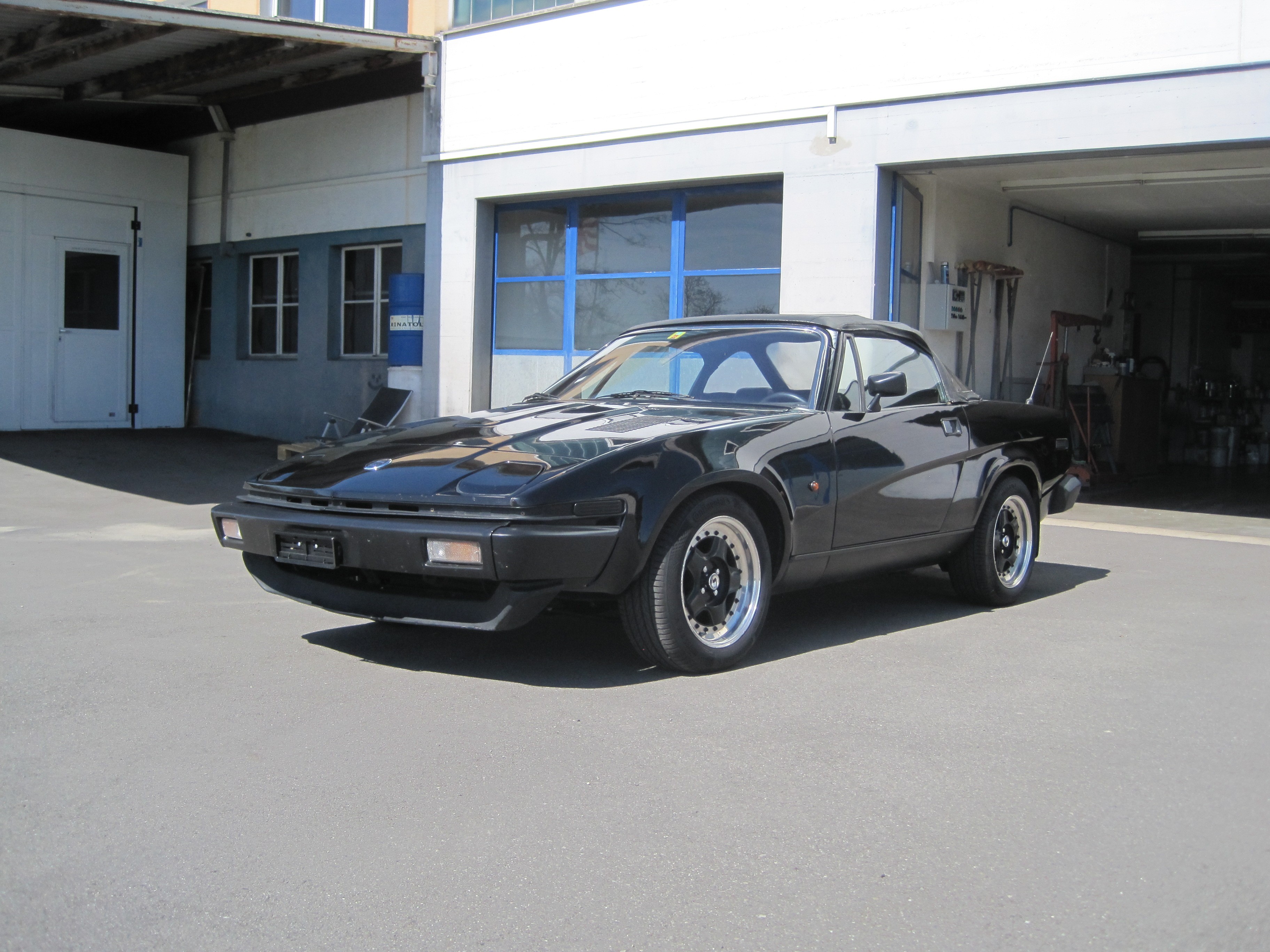 Car photo