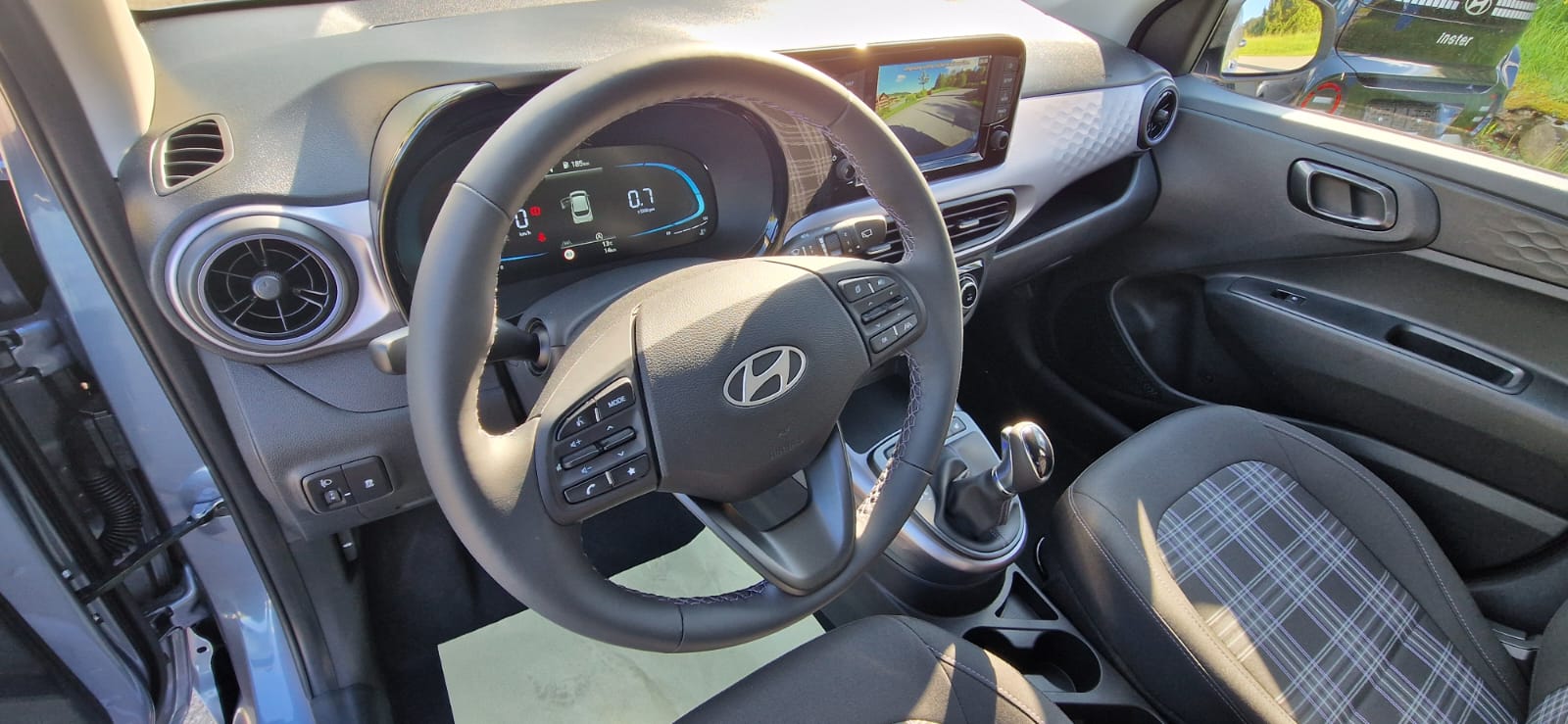 HYUNDAI i10 Amplia 1.2-image-8