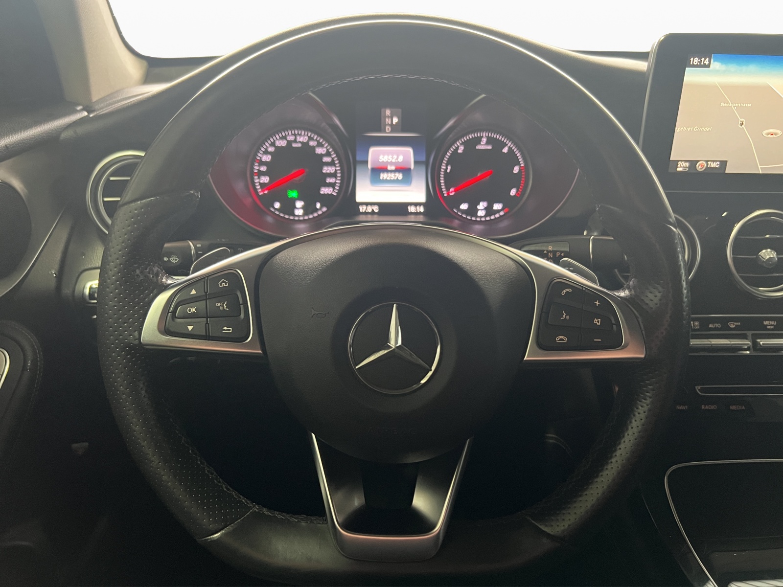 MERCEDES-BENZ GLC 250d Off-Road 4Matic 9G-Tronic-image-10