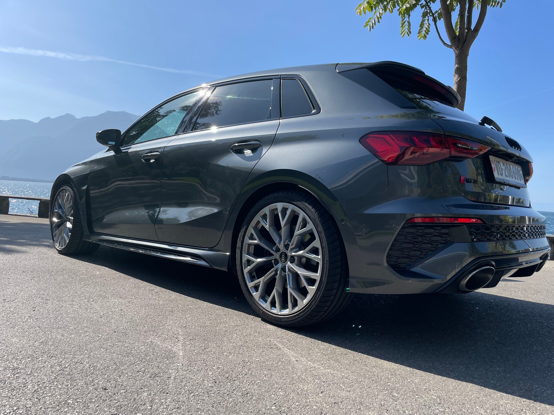 AUDI RS3 Sportback 2.5 TSI quattro S-tronic-image-3