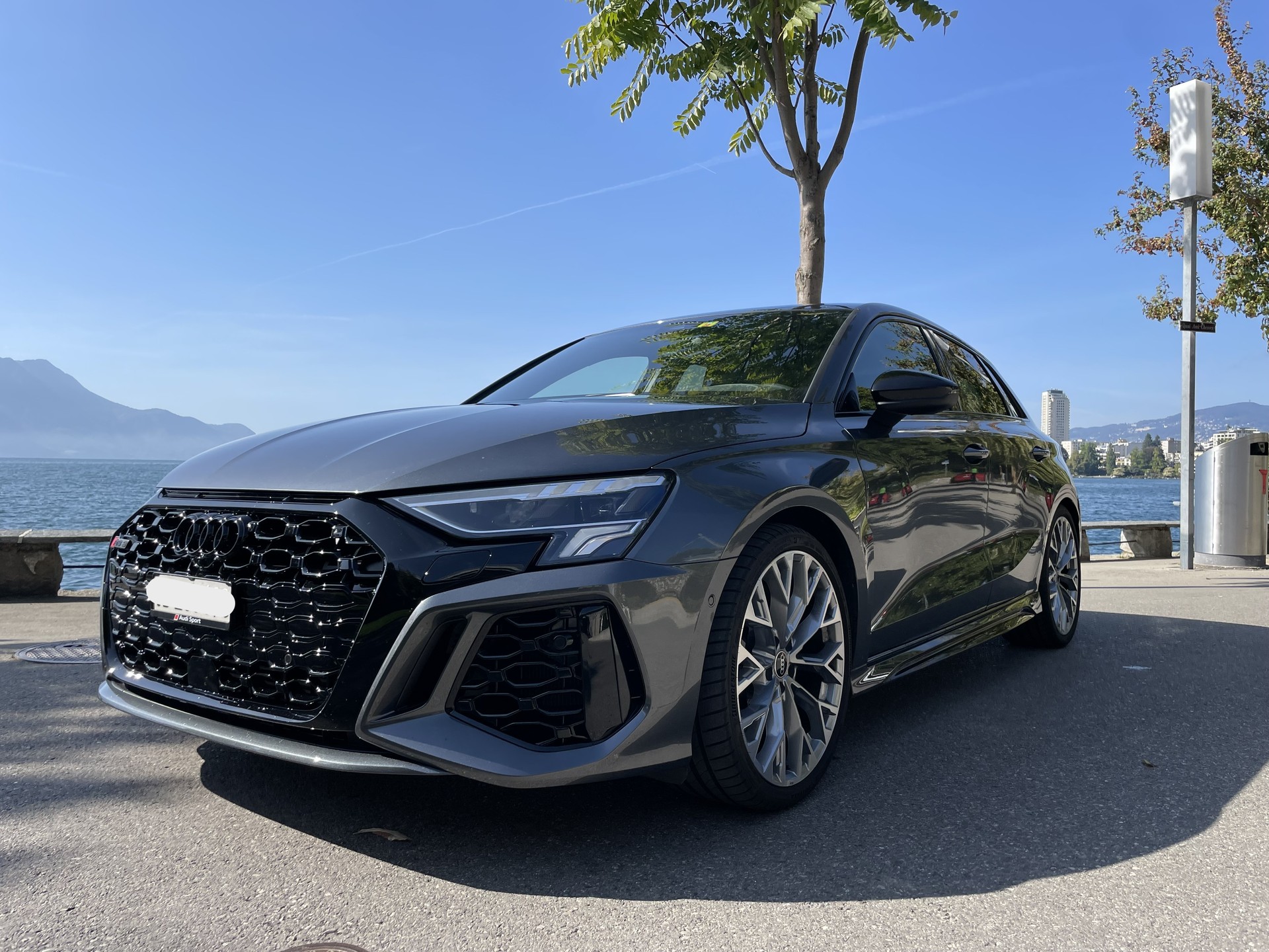 AUDI RS3 Sportback 2.5 TSI quattro S-tronic-image-0