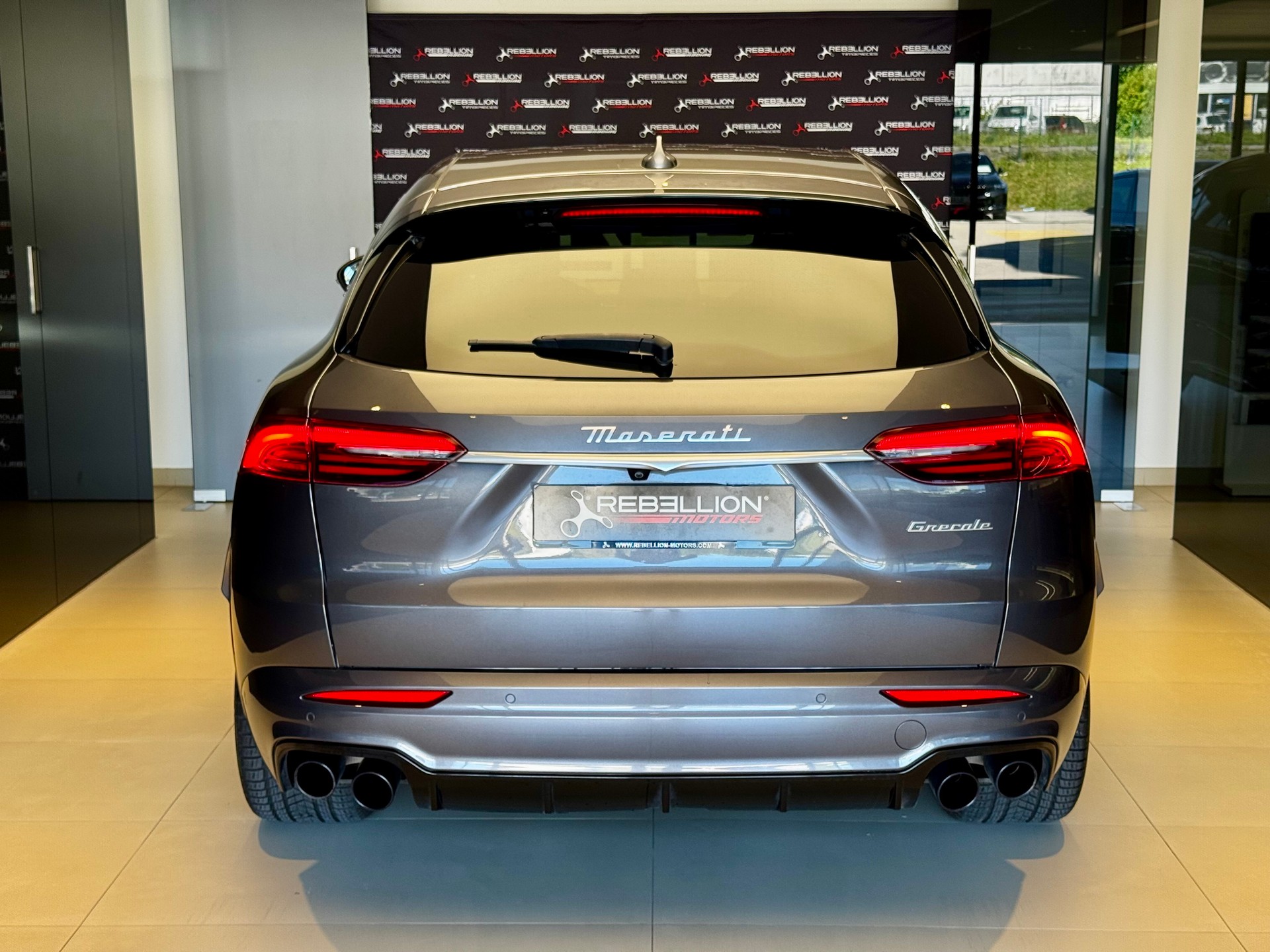 MASERATI Grecale 2.0 MHEV Modena Hybrid Automatica-showroom-element-3
