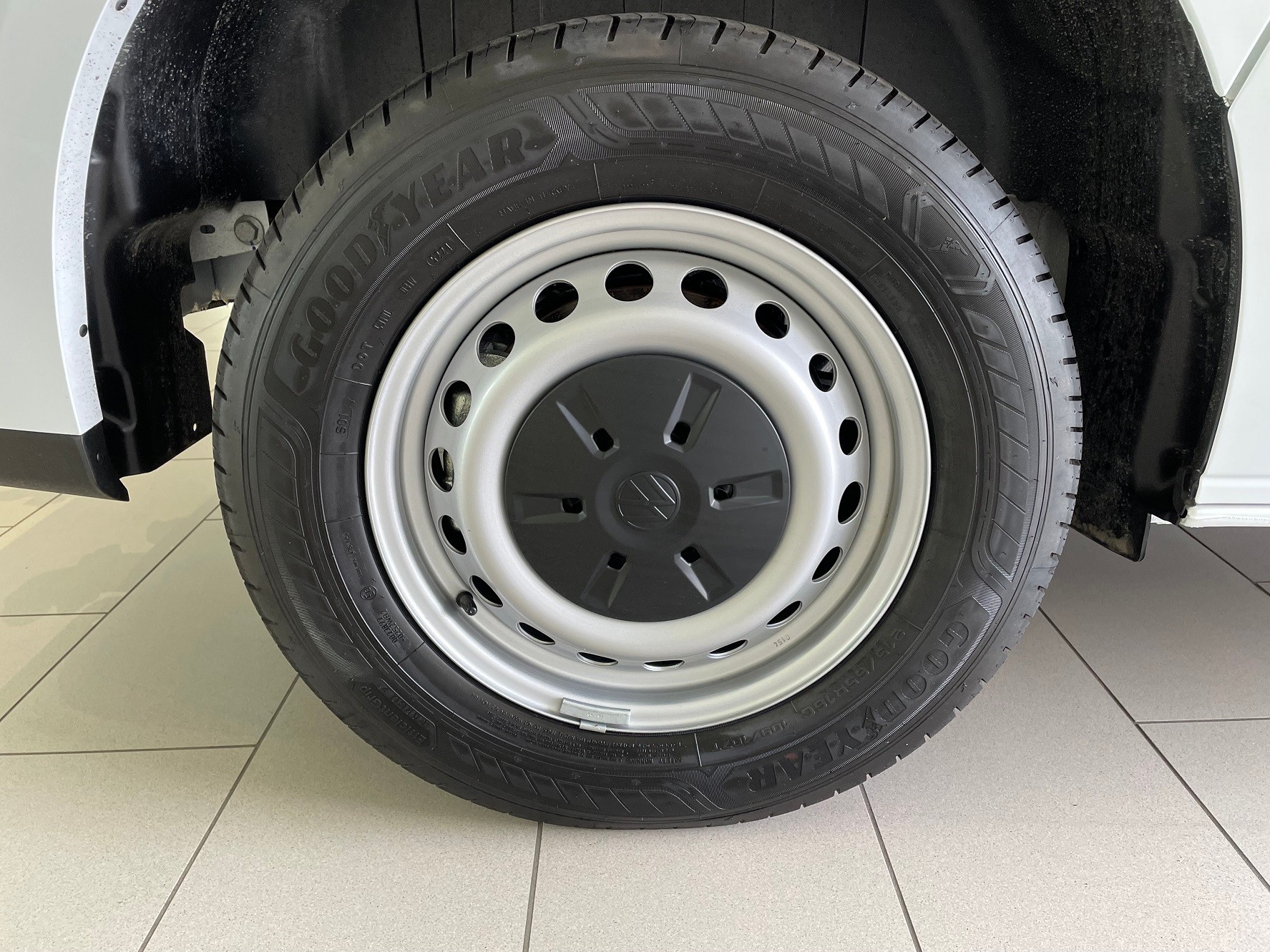 VW e-Transporter 70 kWh-image-3