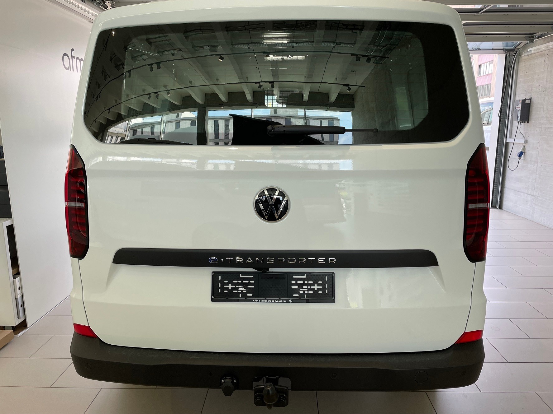 VW e-Transporter 70 kWh-image-4