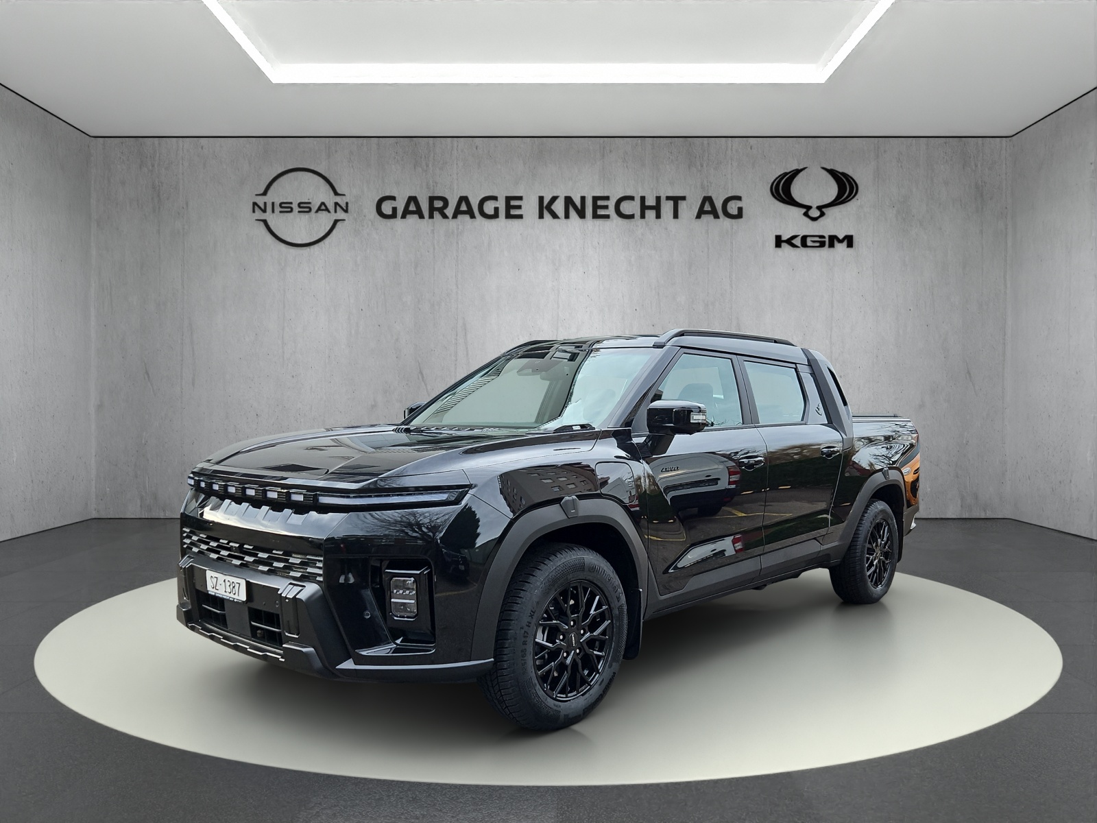 KGM-SsangYong Musso EV Blackline-showroom-element-3