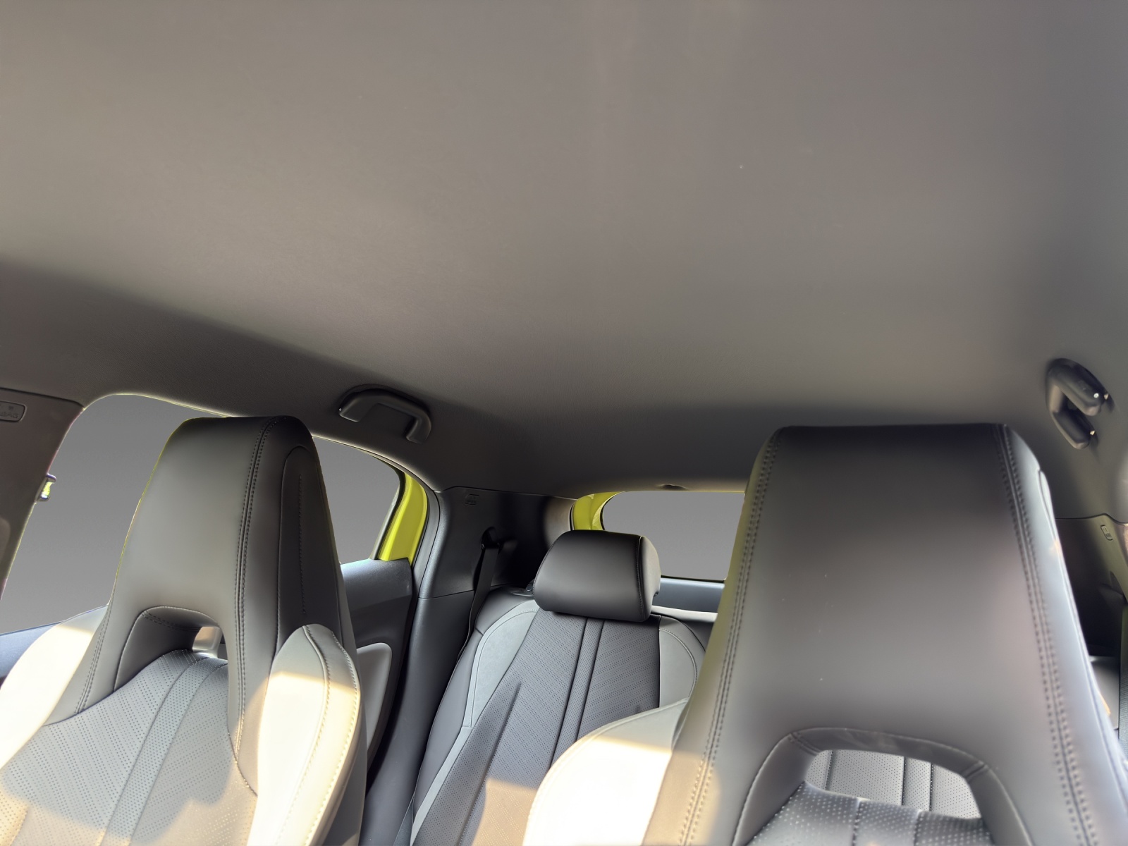 BYD Dolphin Surf 30 kWh Active-image-11