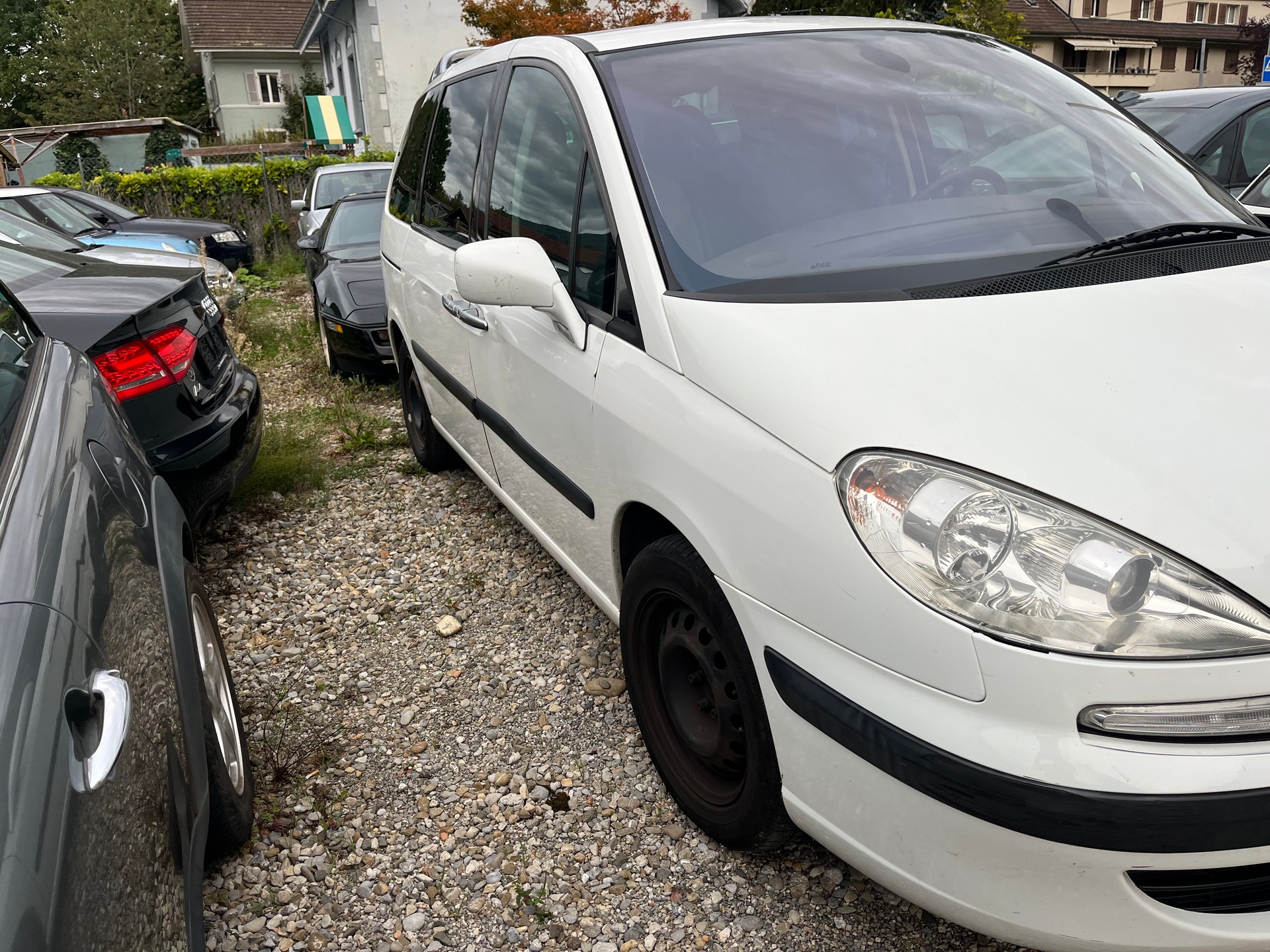 PEUGEOT 807 2.0 16V SR Family-image-1
