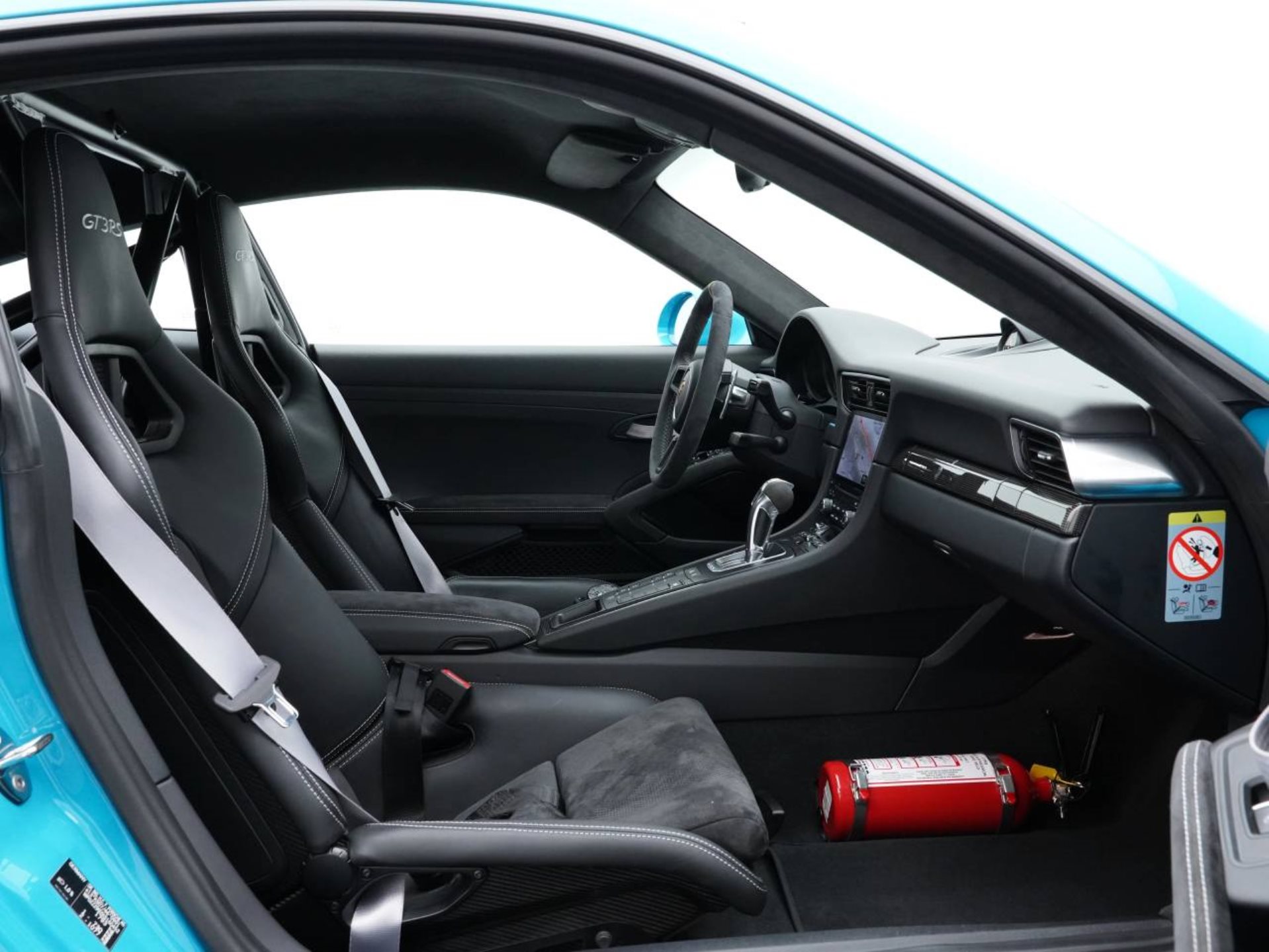 PORSCHE 911 GT3 RS-image-25