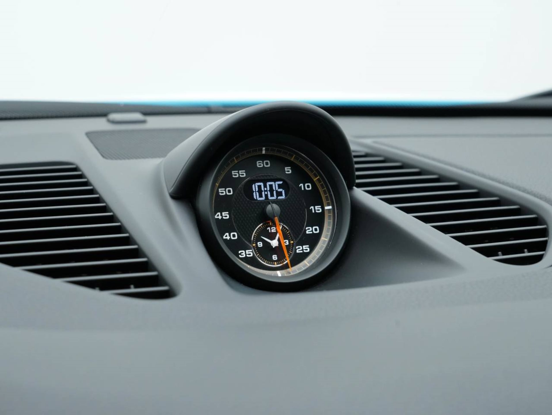PORSCHE 911 GT3 RS-image-28