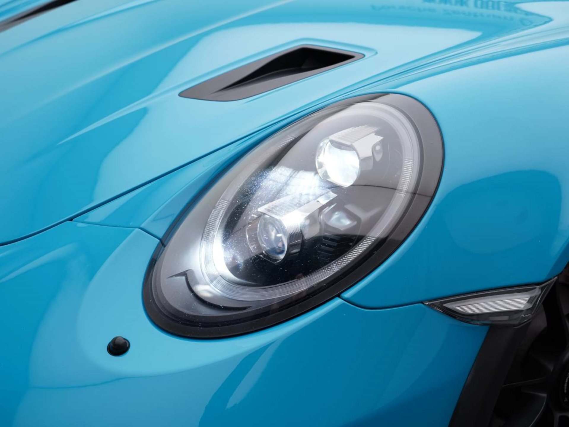 PORSCHE 911 GT3 RS-image-12