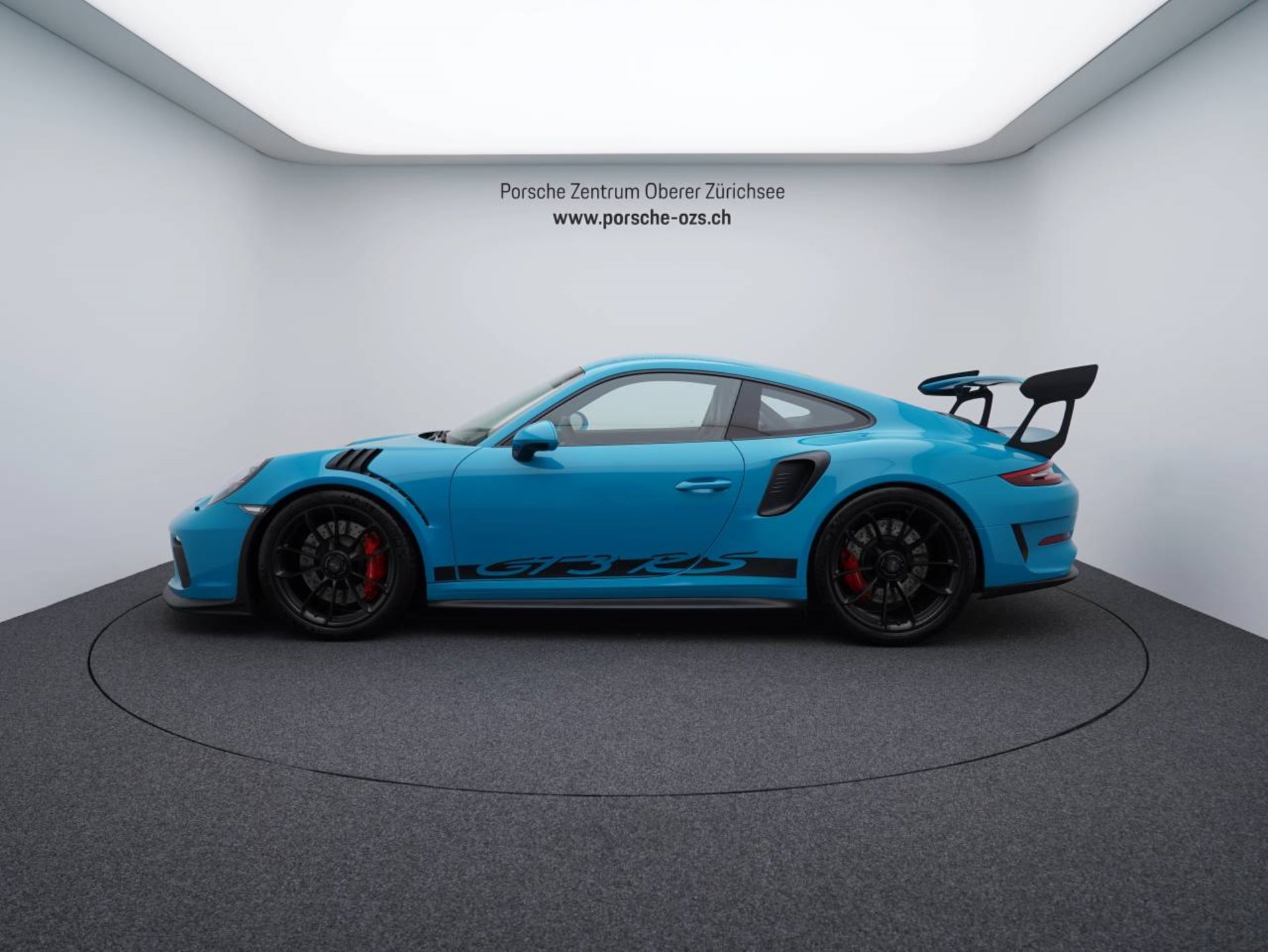 PORSCHE 911 GT3 RS-image-1