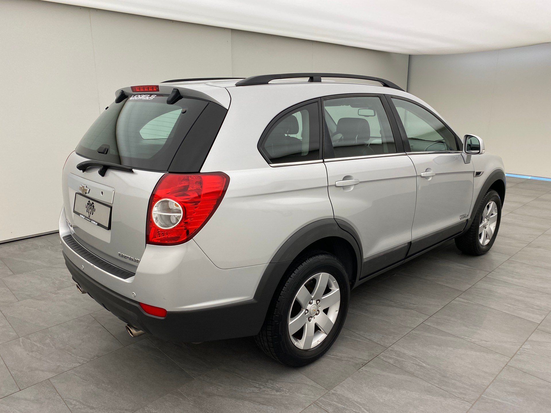 CHEVROLET Captiva 2.4 4x4-showroom-element-3
