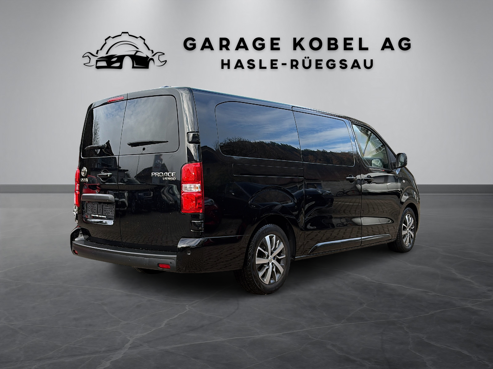 TOYOTA Proace Verso 2.0 D-4D Shuttle Long Automatic-image-2