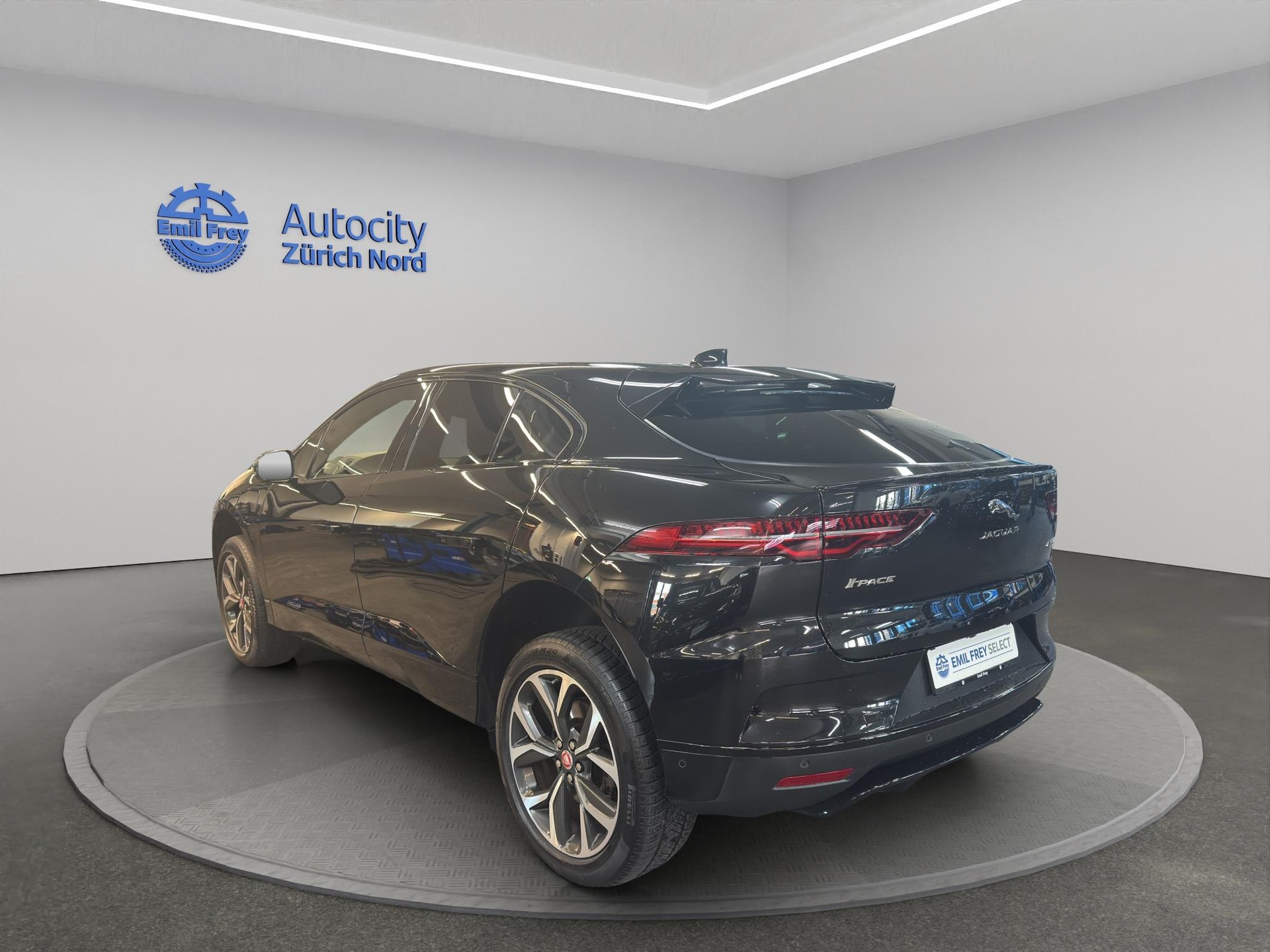 JAGUAR I-Pace EV400 HSE AWD-image-2