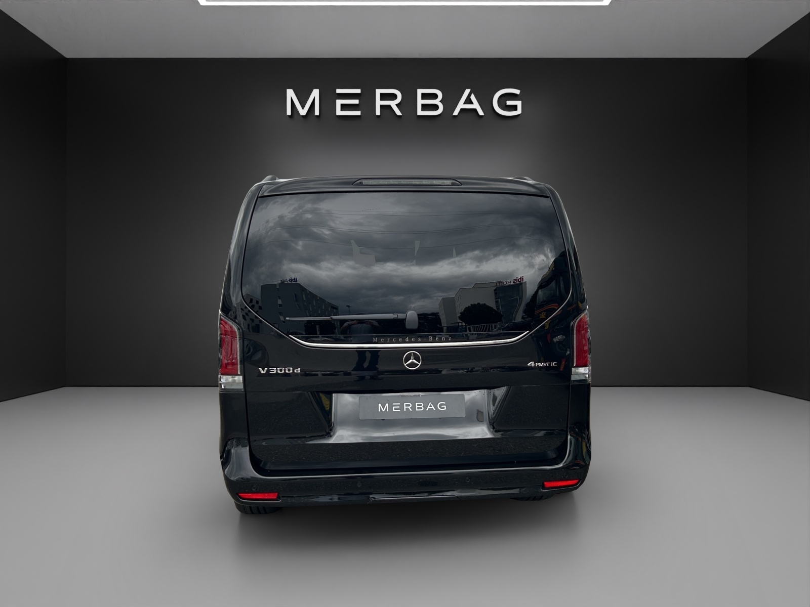 MERCEDES-BENZ V 300 d lang 4Matic 9G-Tronic-image-4