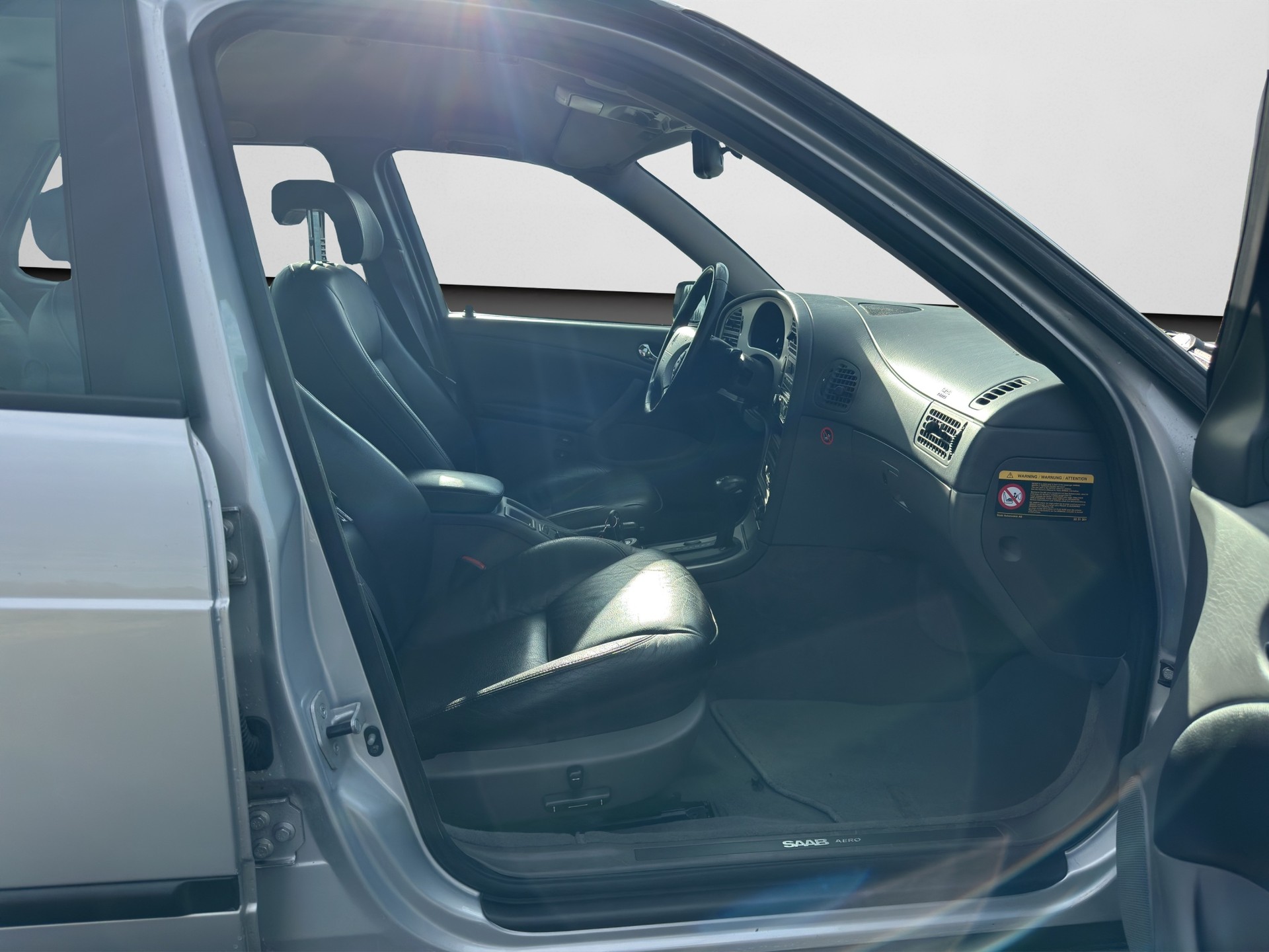 SAAB 9-5 2.3T Aero-image-13