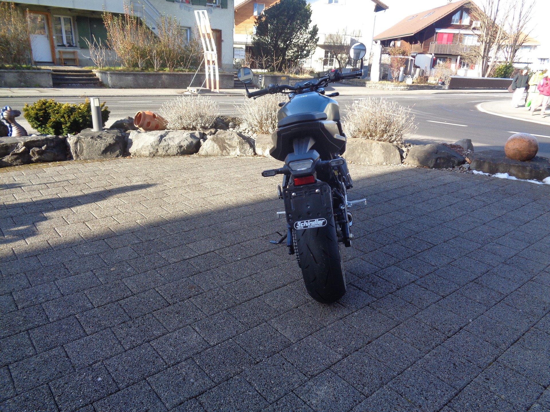 SUZUKI GSX-8T-image-2