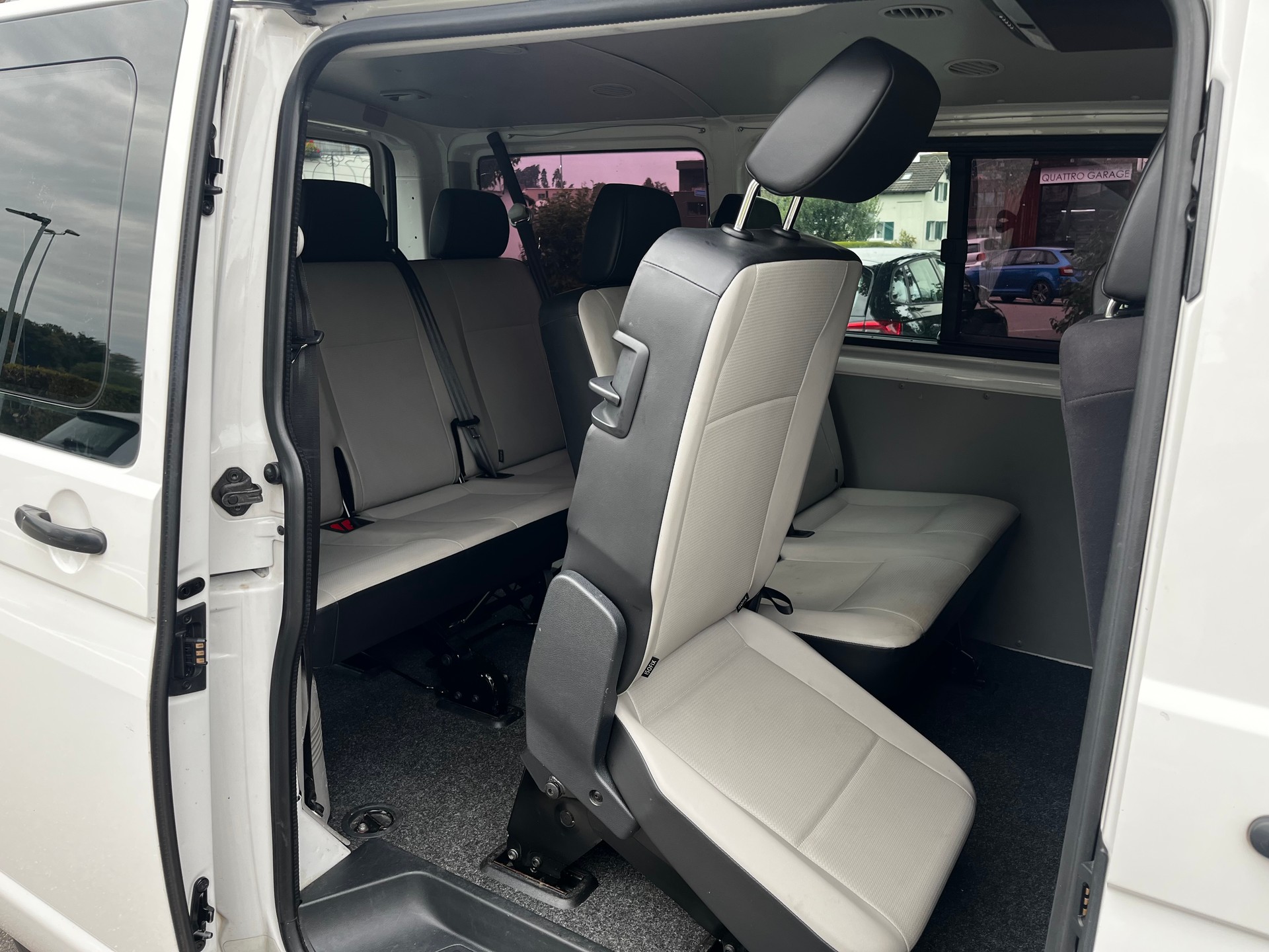 VW Transporter-image-4