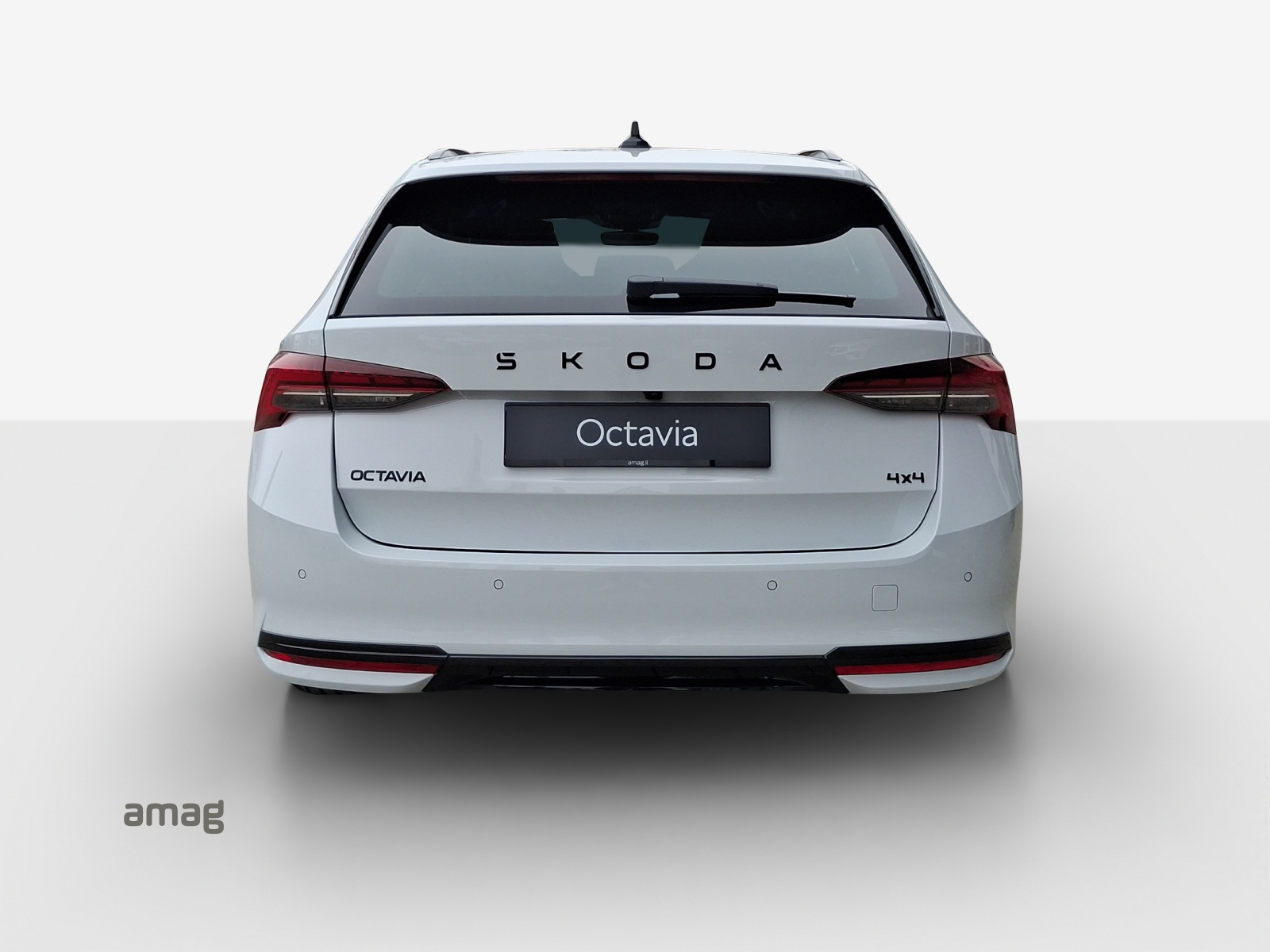 SKODA Octavia Combi 2.0 TSI DSG Sport Line 4x4-image-3
