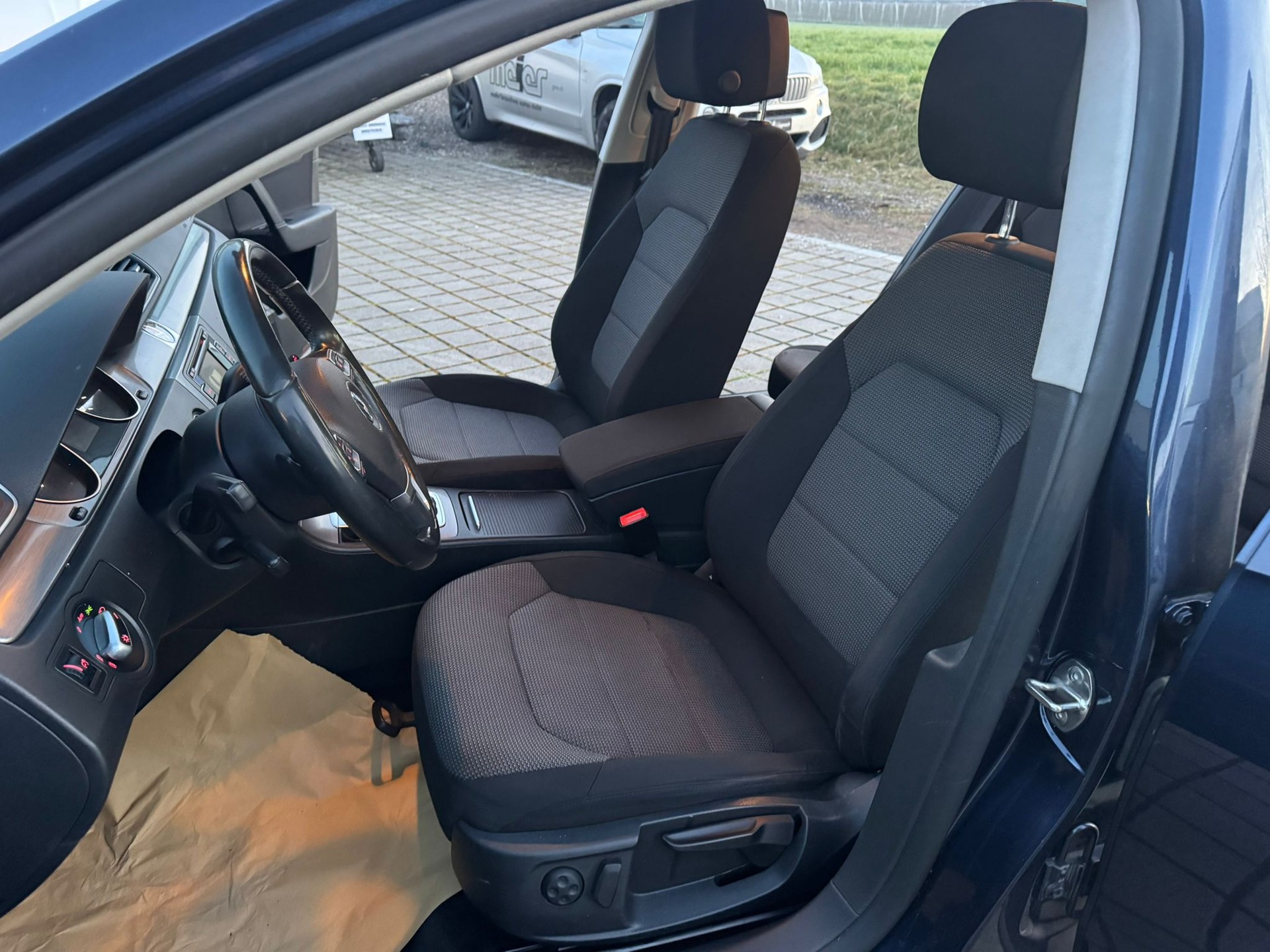 VW Passat Variant 1.8 TSI Comfortline DSG-image-10