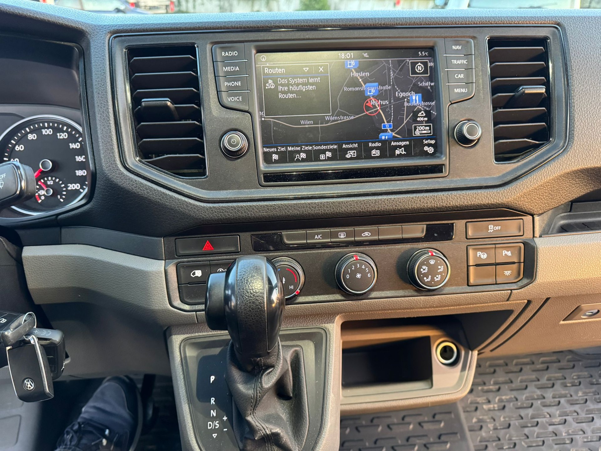 VW Passat Variant 1.8 TSI Comfortline DSG-image-14