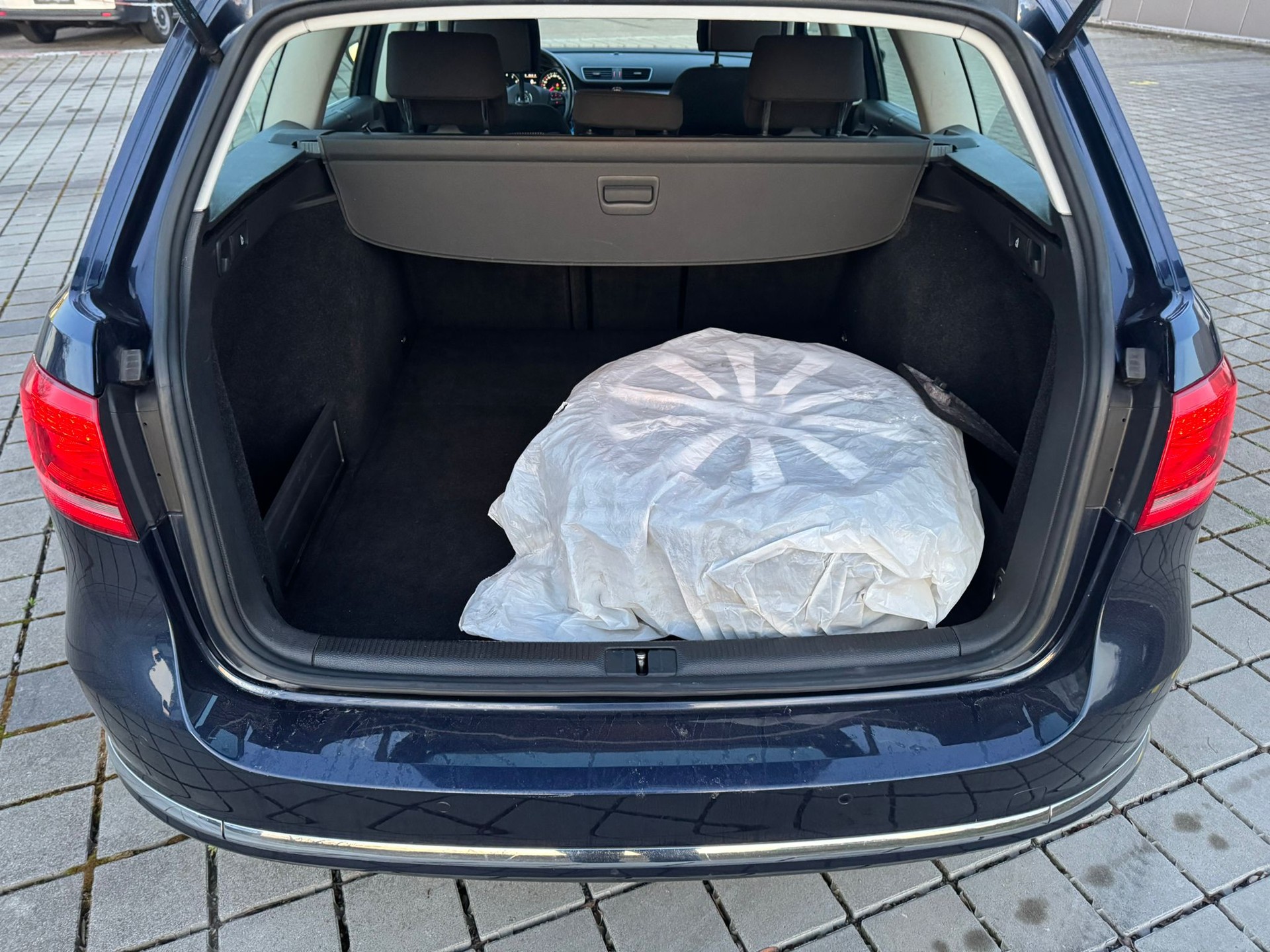 VW Passat Variant 1.8 TSI Comfortline DSG-image-15