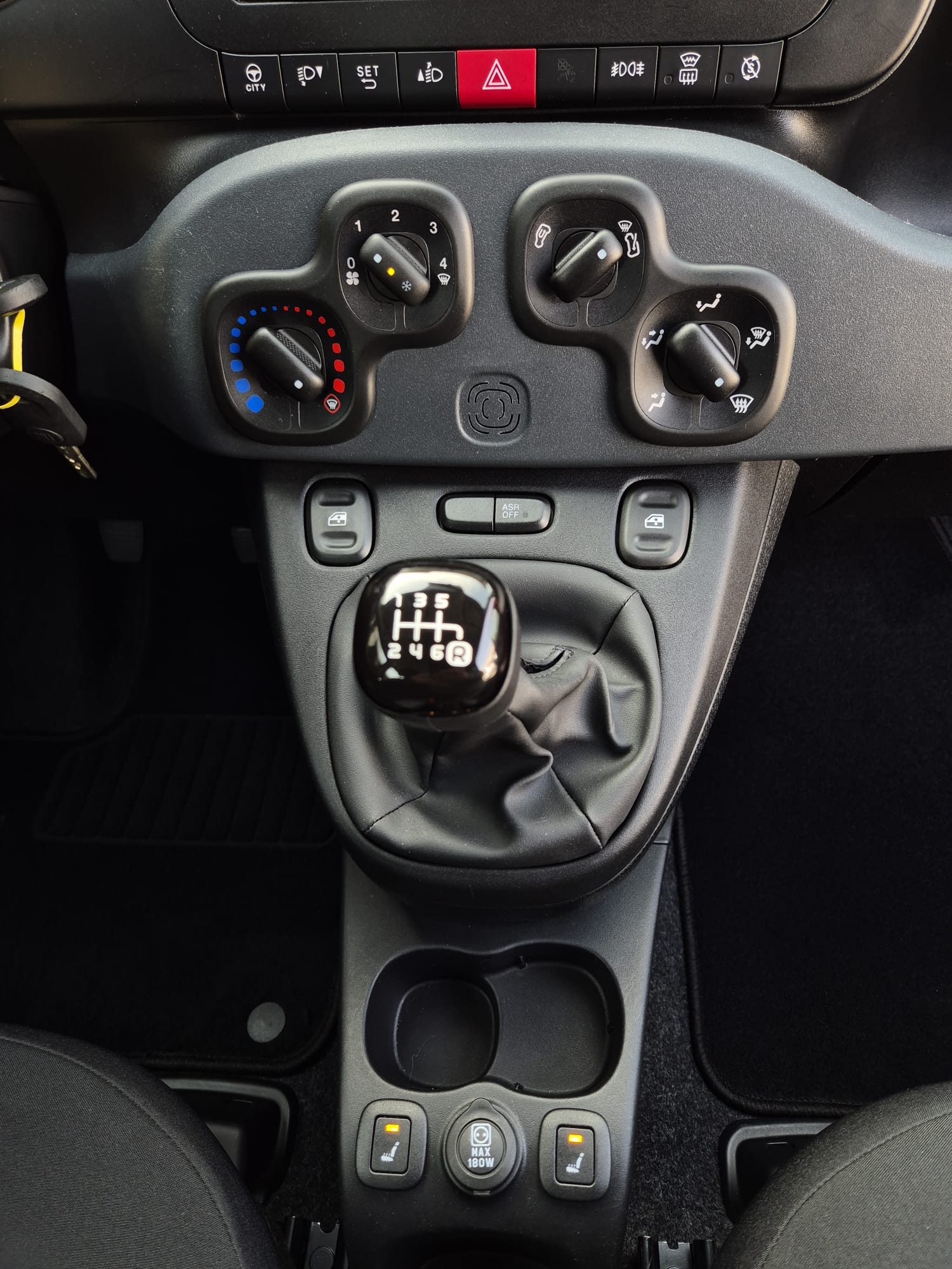 FIAT Panda 1.0 MHEV Cool-image-15