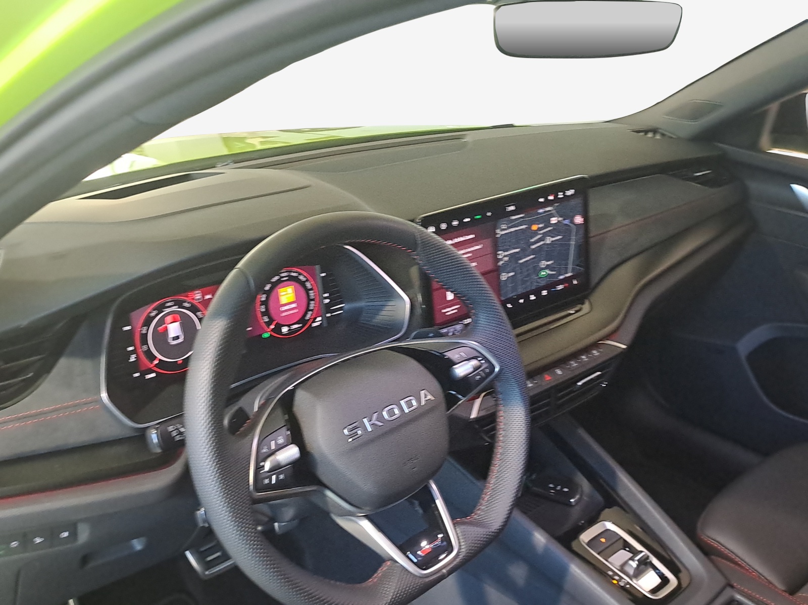 SKODA Octavia Combi 2.0 TSI DSG RS-image-9
