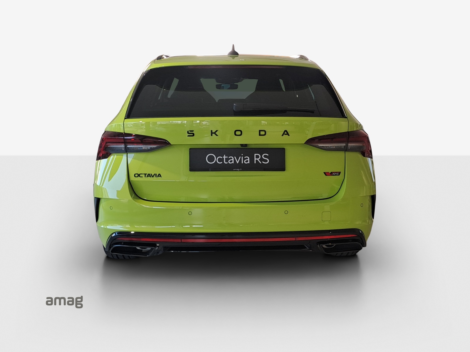 SKODA Octavia Combi 2.0 TSI DSG RS-image-2
