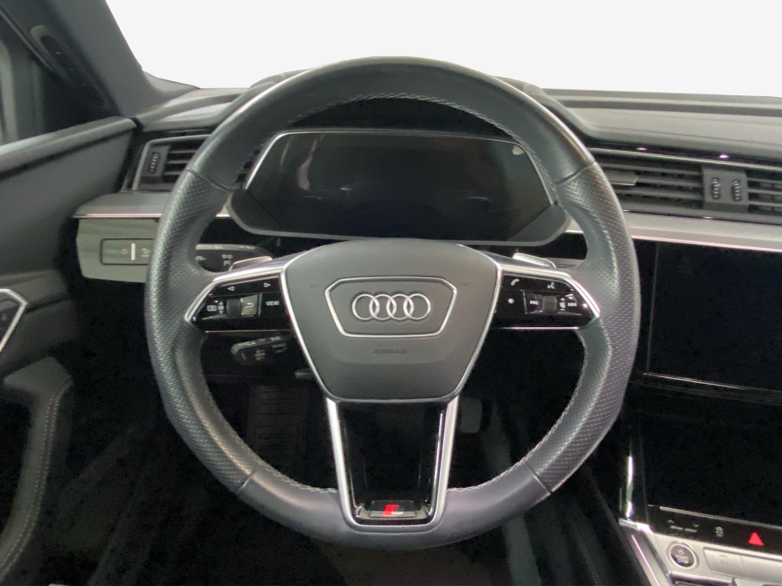 AUDI e-tron 55 Sportback S Line Black Edition quattro-image-10