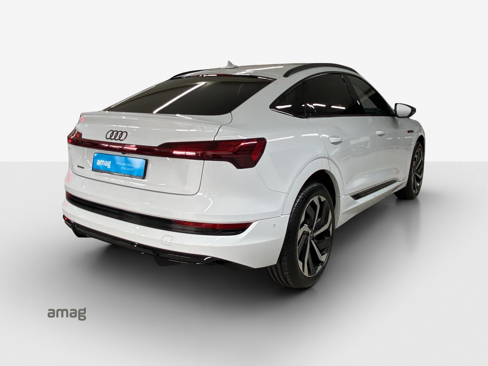 AUDI e-tron 55 Sportback S Line Black Edition quattro-image-5