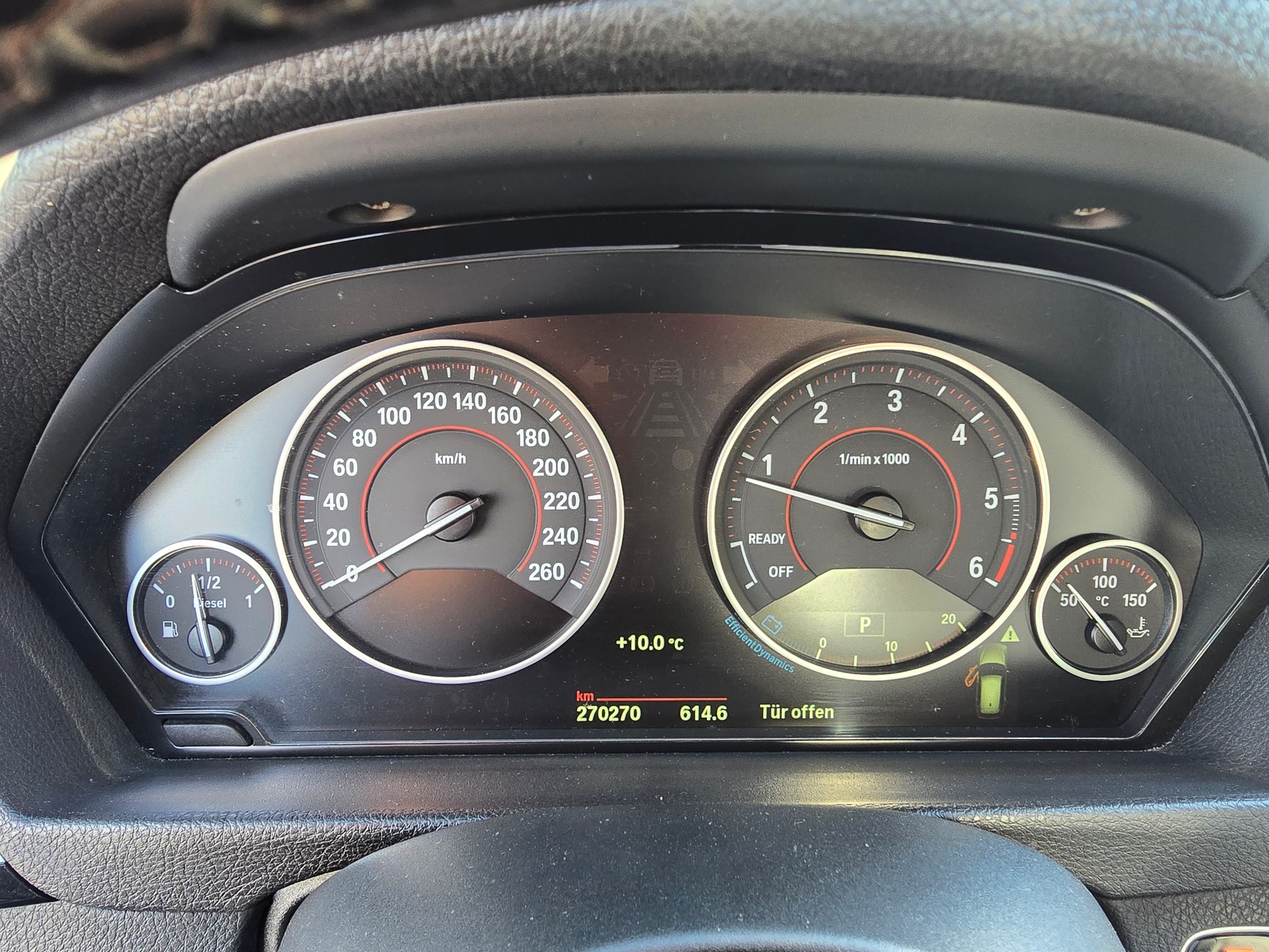 BMW 320d xDrive Touring M Sport Line Steptronic-image-14